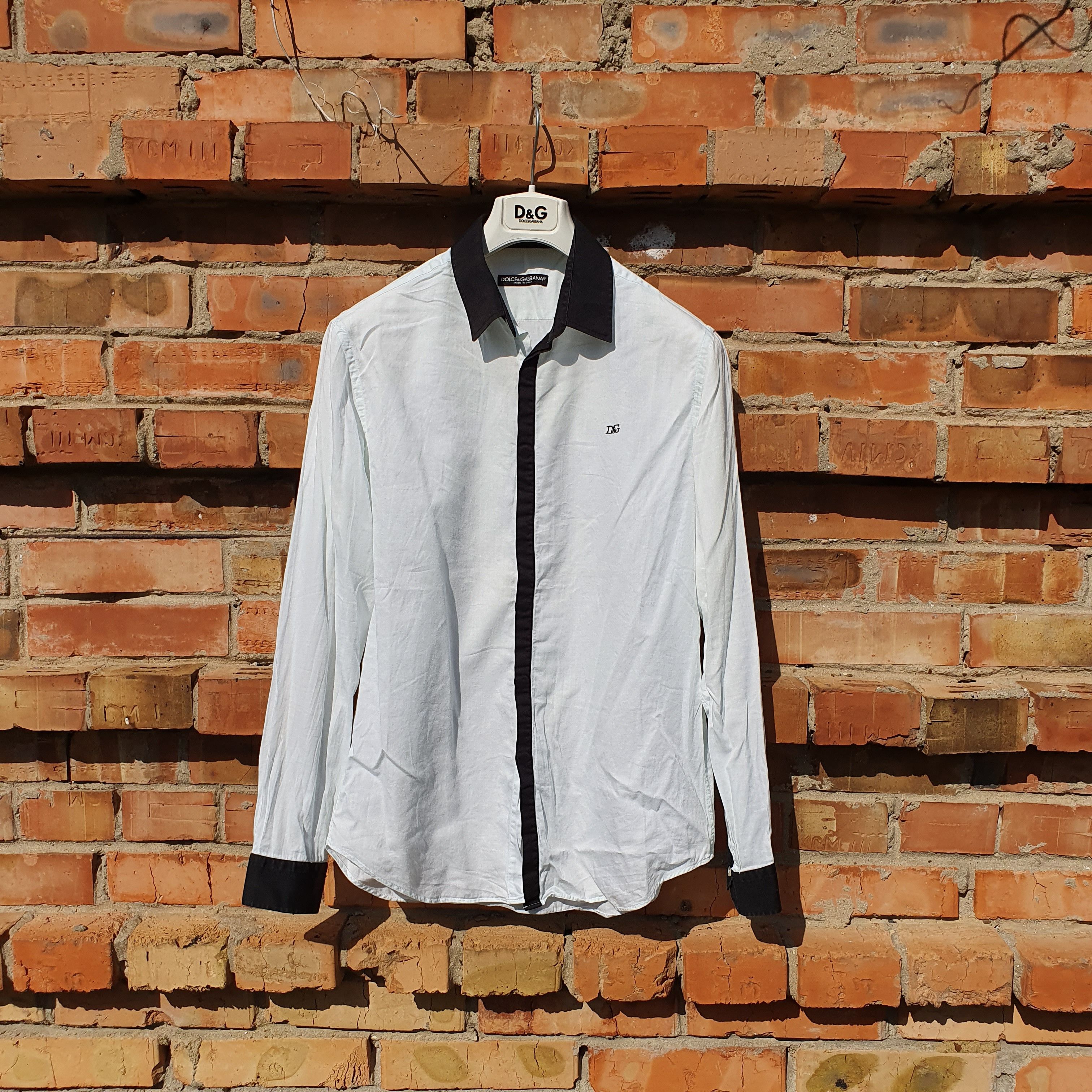 Dolce & Gabbana Dolce & Gabbana Button Shirt White Embroiled Logo Size US M / EU 48-50 / 2 - 2 Thumbnail