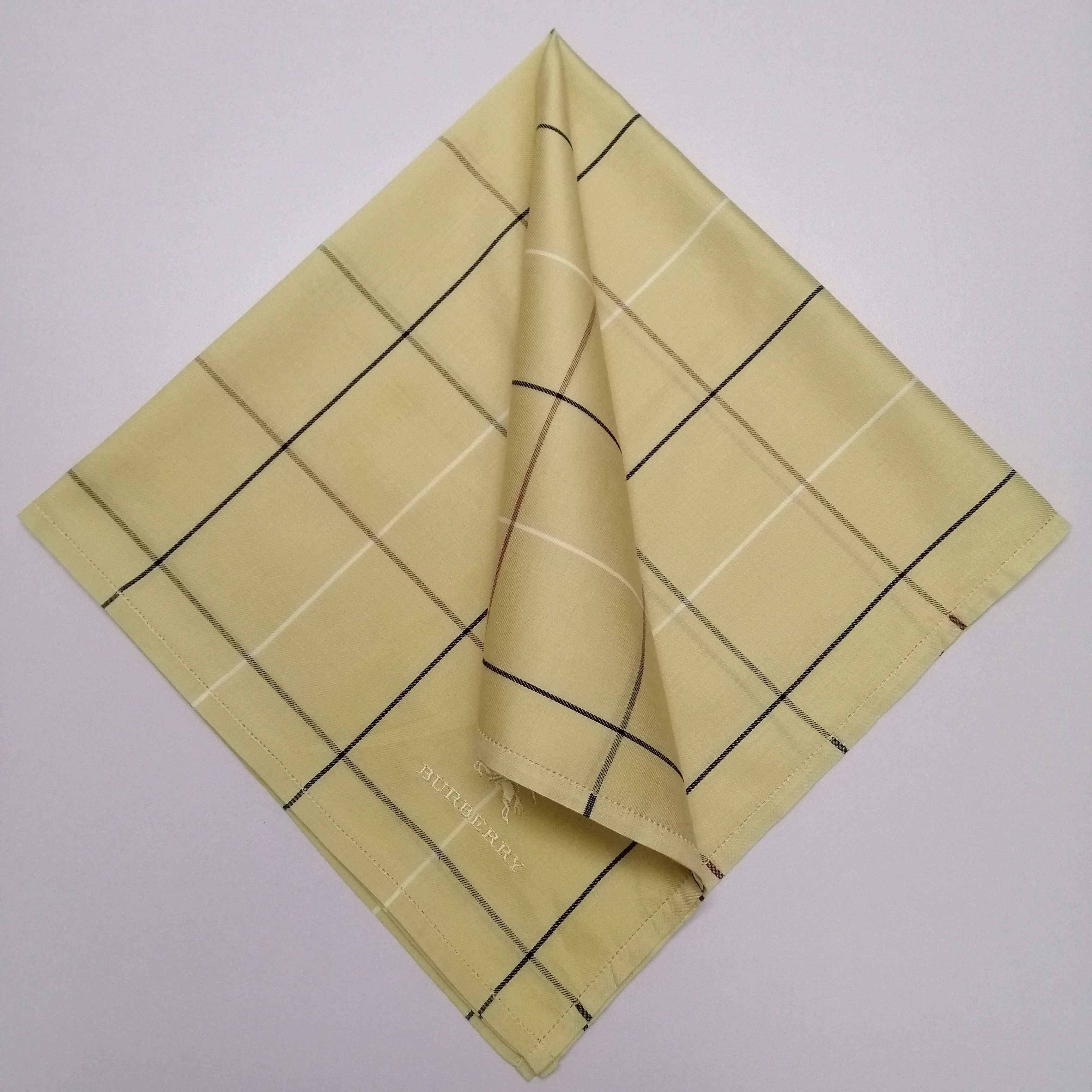 Burberry × Vintage Vintage Burberry Handkerchief/Neckerchief/Bandana-KD1114 Size ONE SIZE - 1 Thumbnail
