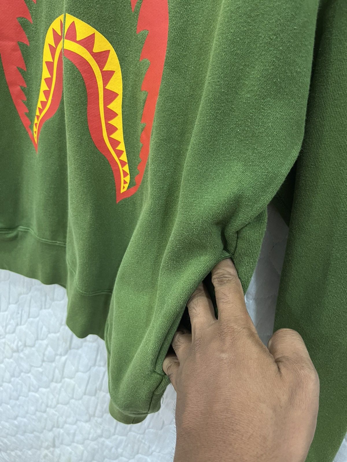 Bape SHARK PULLOVER HOODIE Size US M / EU 48-50 / 2 - 9 Thumbnail