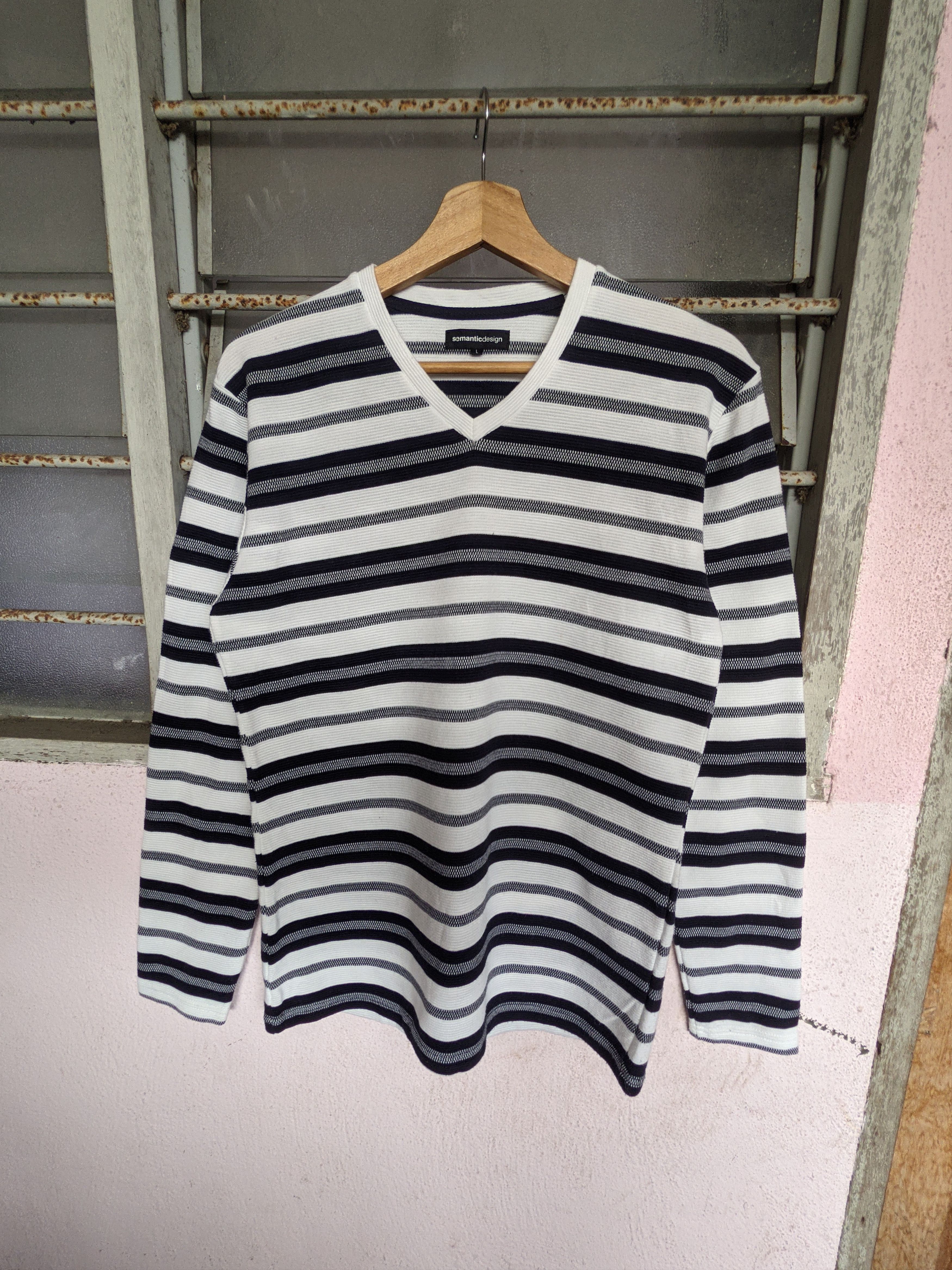 Japanese Brand Semantic design Breton Long Sleeve Vneck Size US L / EU 52-54 / 3 - 5 Thumbnail