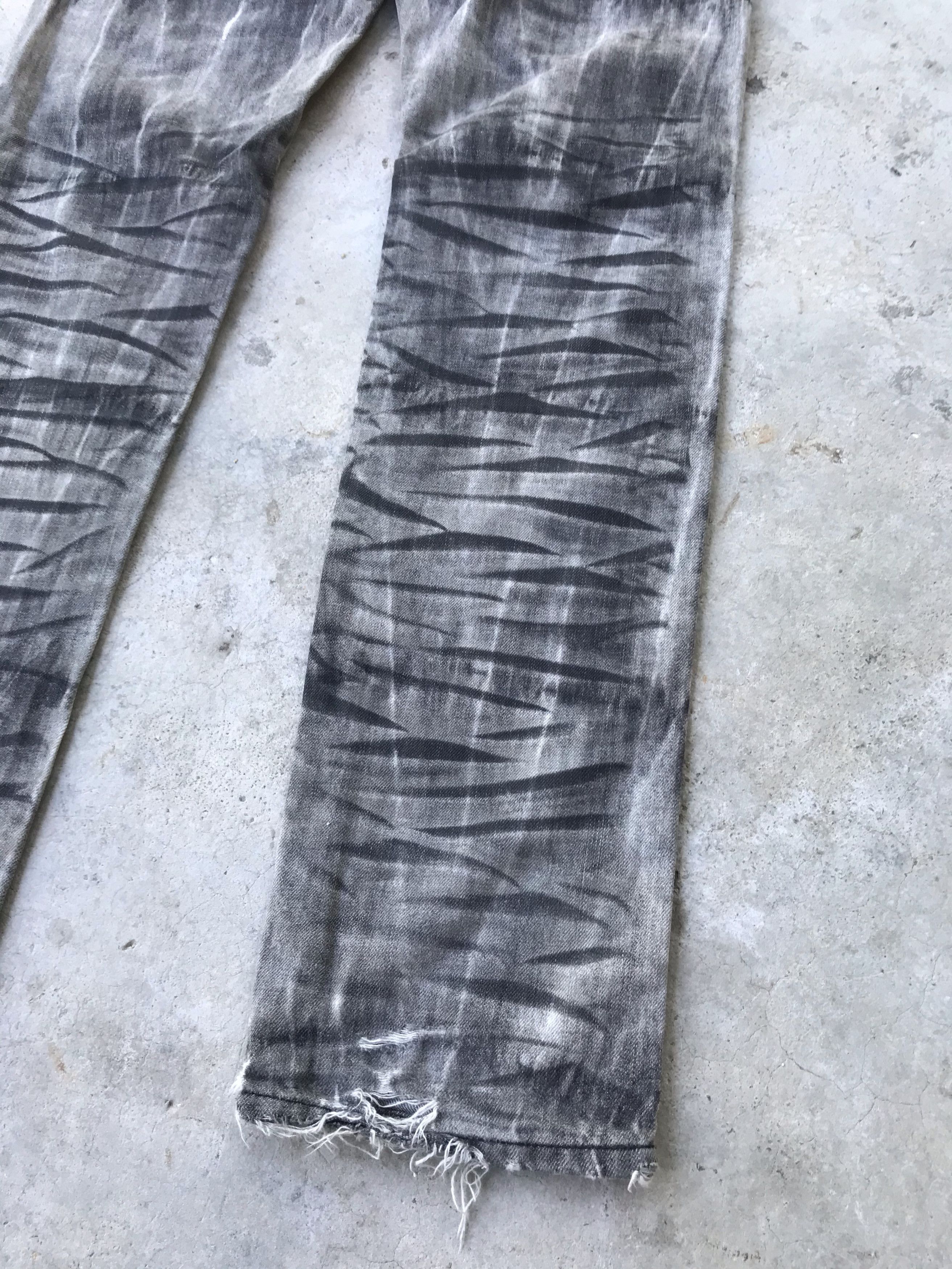 Issey Miyake Semanticdesign Issey Miyake tiger stripes design denim jeans Size US 30 / EU 46 - 6 Thumbnail