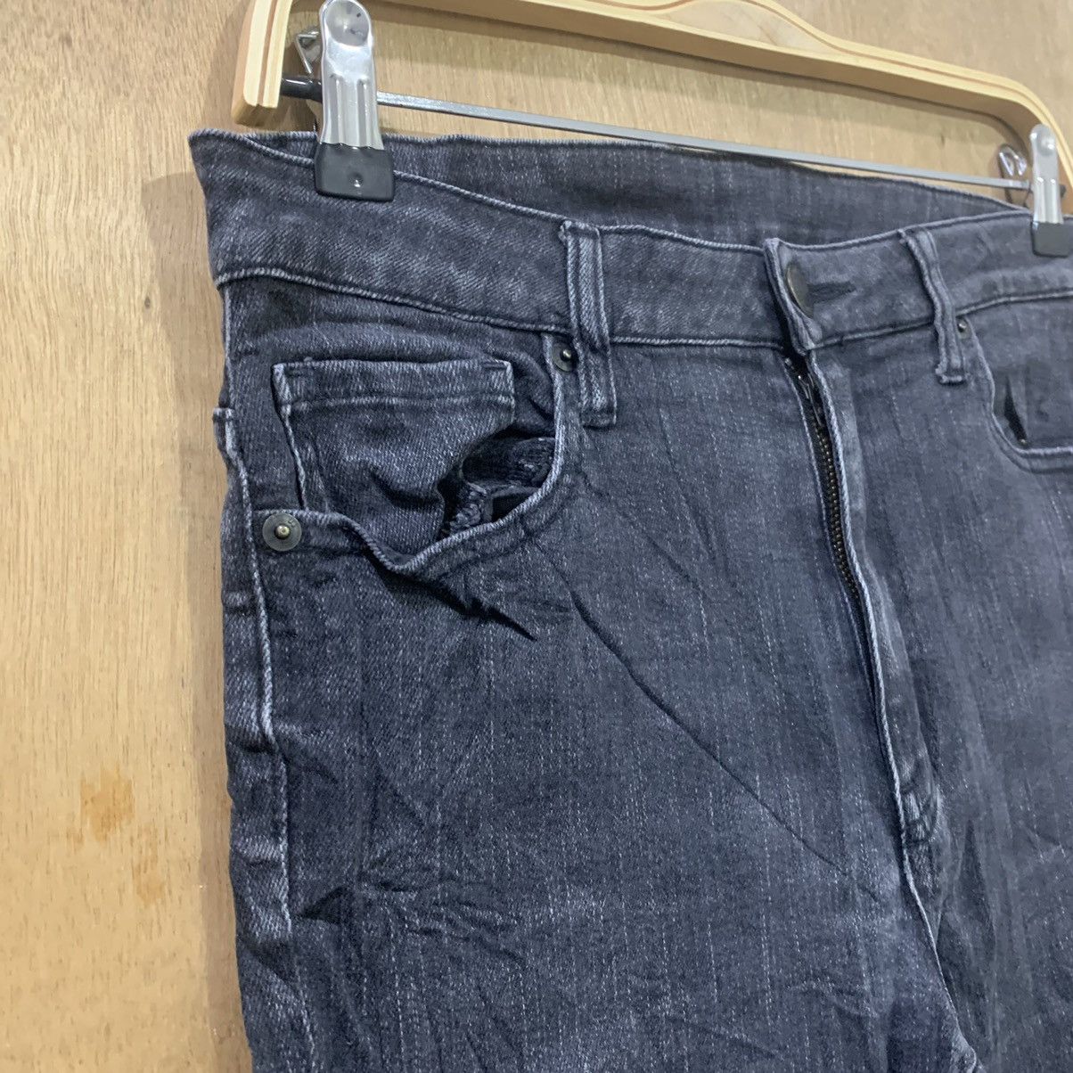 Japanese Brand UNIQLO UNDERCOVER INSPIRED Black Flared Bootcut Denim Jeans Size US 30 / EU 46 - 6 Thumbnail