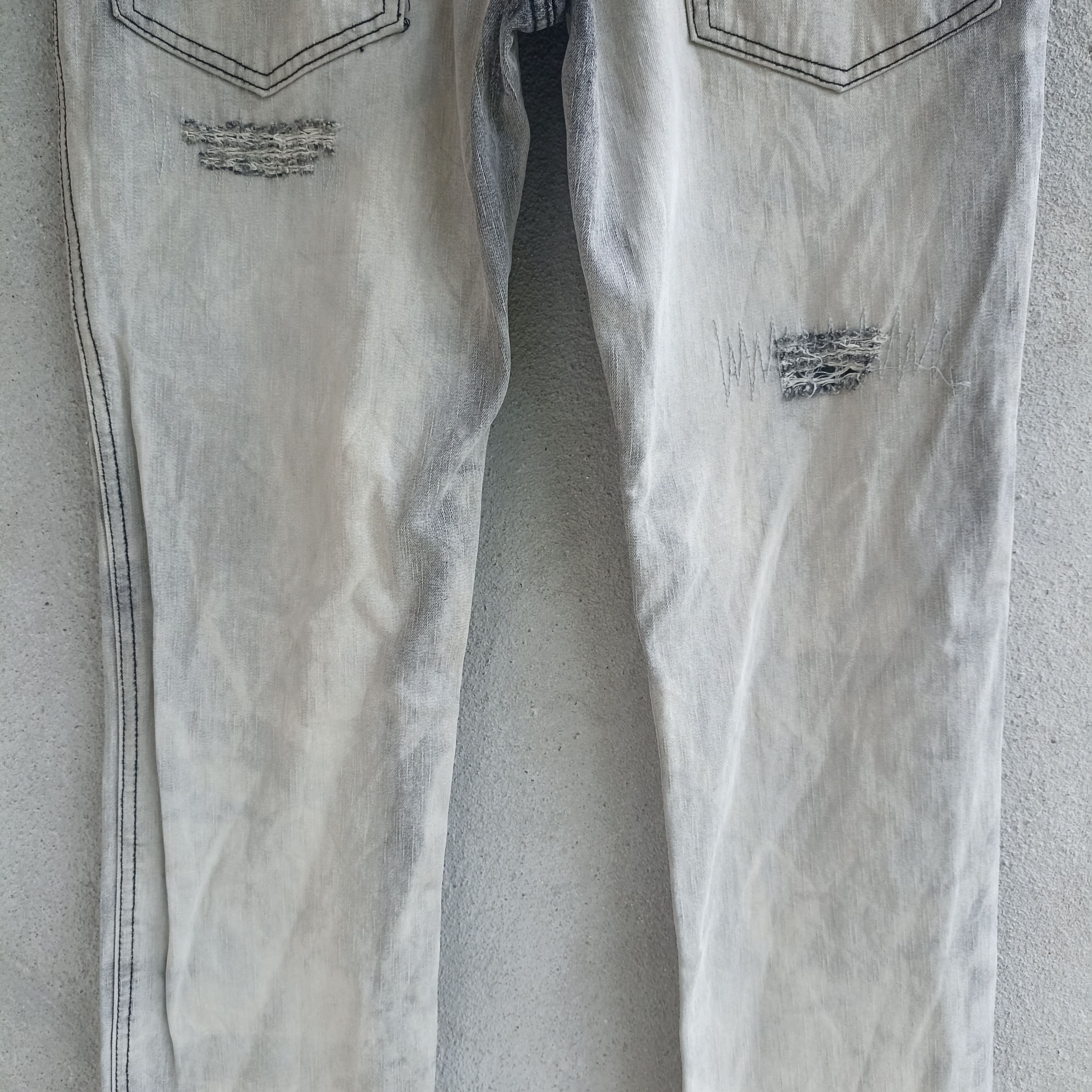 Japanese Brand Doublewaist Zerosan 2002 Premium Acid Wash Distressed Denim Size US 33 - 12 Thumbnail