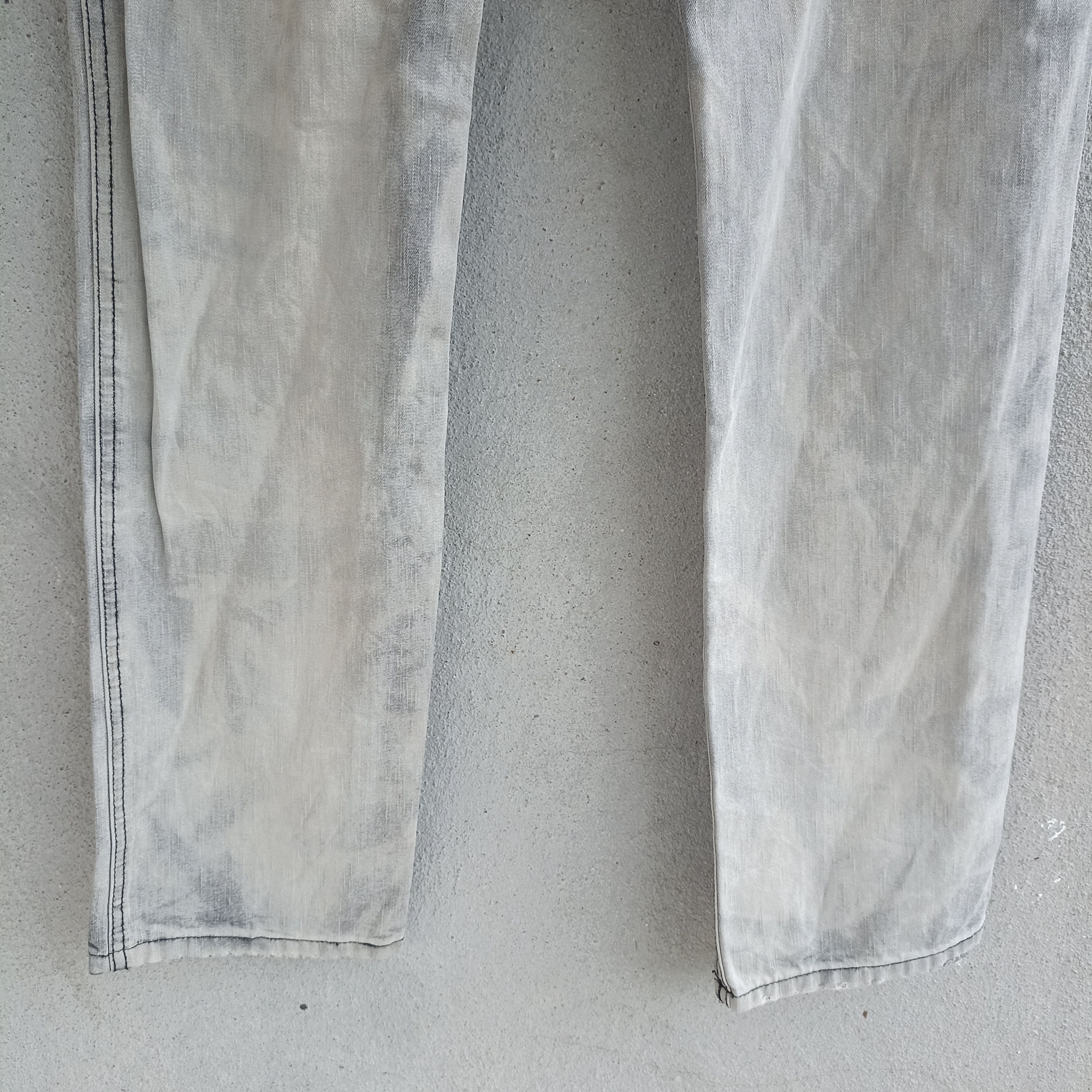 Japanese Brand Doublewaist Zerosan 2002 Premium Acid Wash Distressed Denim Size US 33 - 13 Thumbnail