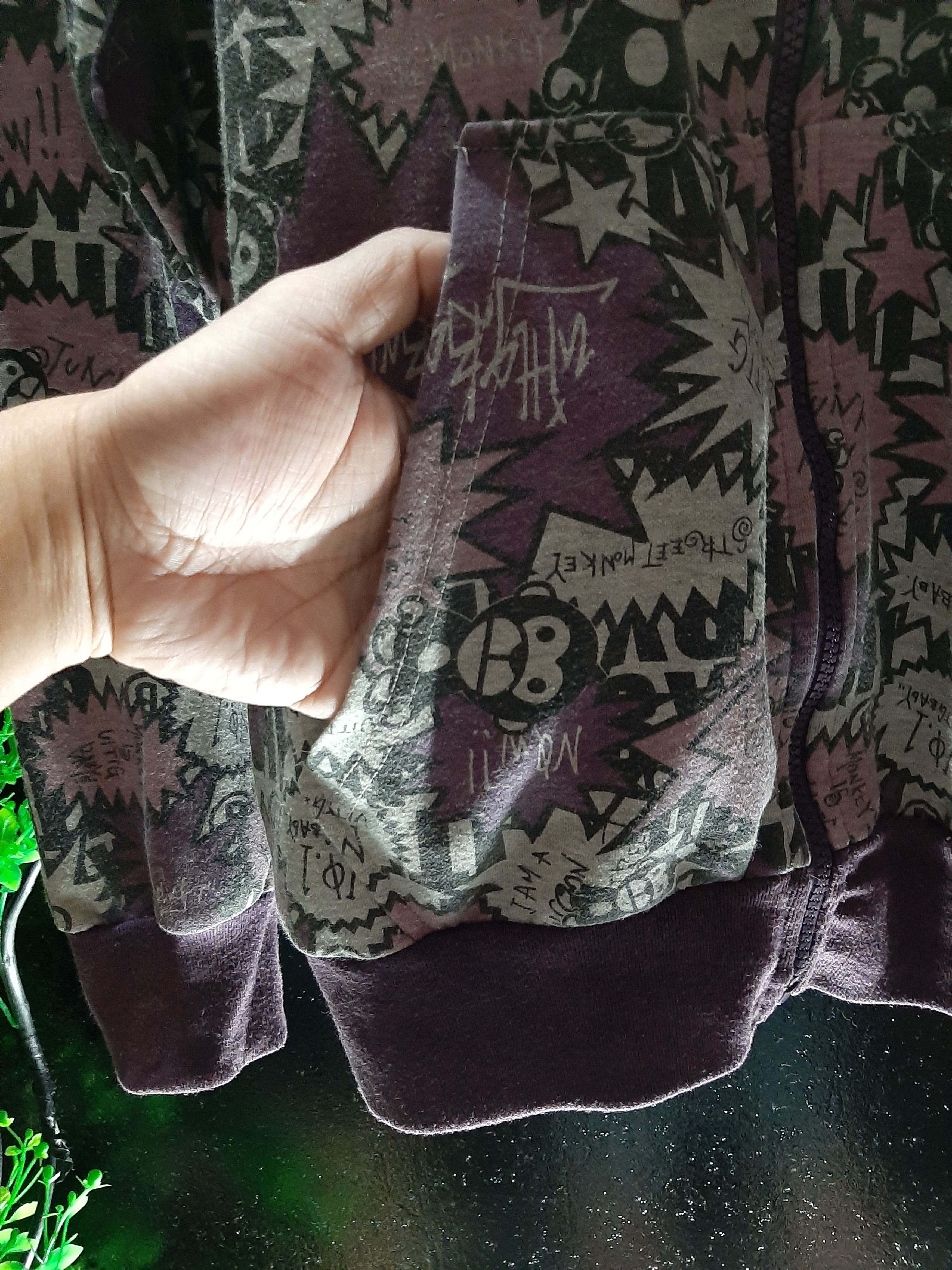 Japanese Brand SWEATER ZIPPER HOODIE UITTG BABY FULL PRINT Size US M / EU 48-50 / 2 - 3 Thumbnail