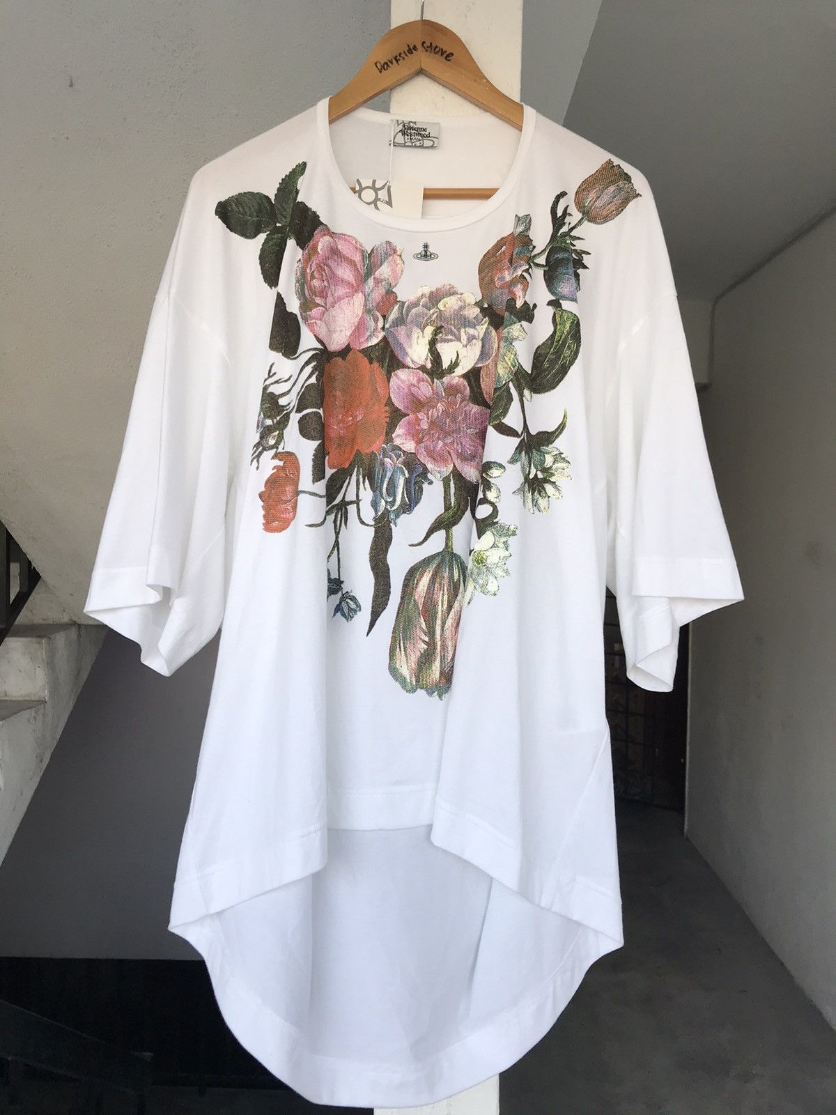 Vivienne Westwood Vivienne Westwood oversize Flowers tee Size US L / EU 52-54 / 3 - 7 Thumbnail