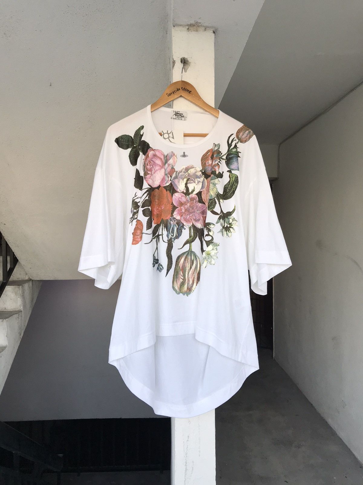 Vivienne Westwood Vivienne Westwood oversize Flowers tee Size US L / EU 52-54 / 3 - 4 Thumbnail