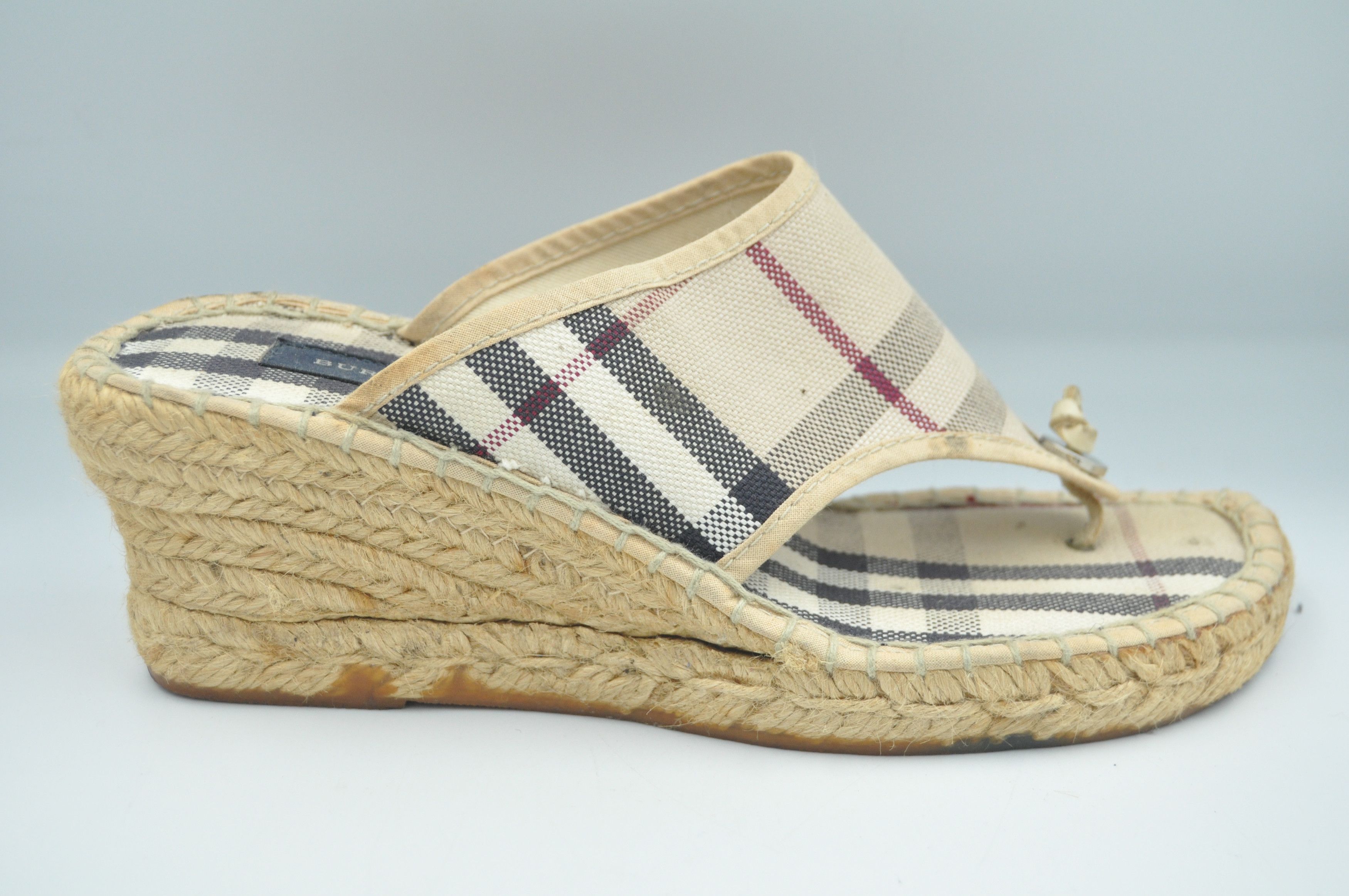 Burberry Burberry - Nova Check Espadrille Wedge Size US 5 / IT 35 - 2 Thumbnail