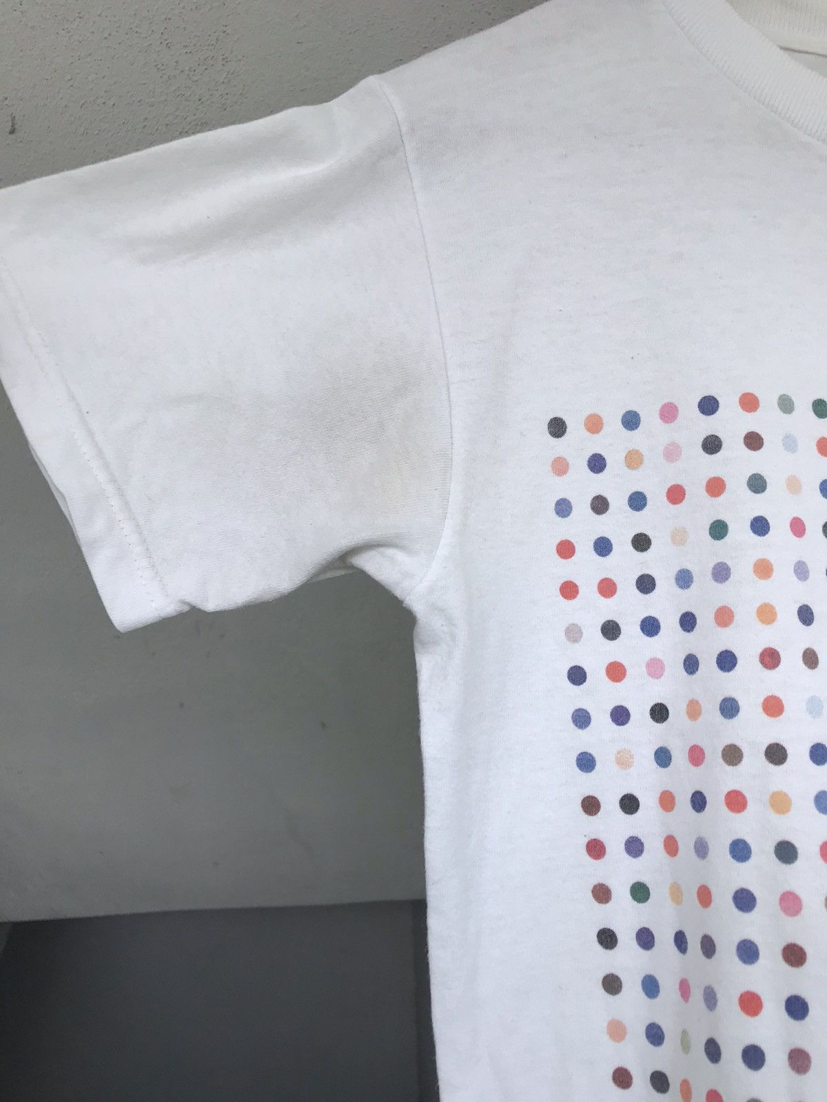 Damien Hirst × Vintage Rare 1999 Damien Hirst Fotofolio Art Post Tee Size US S / EU 44-46 / 1 - 14 Thumbnail