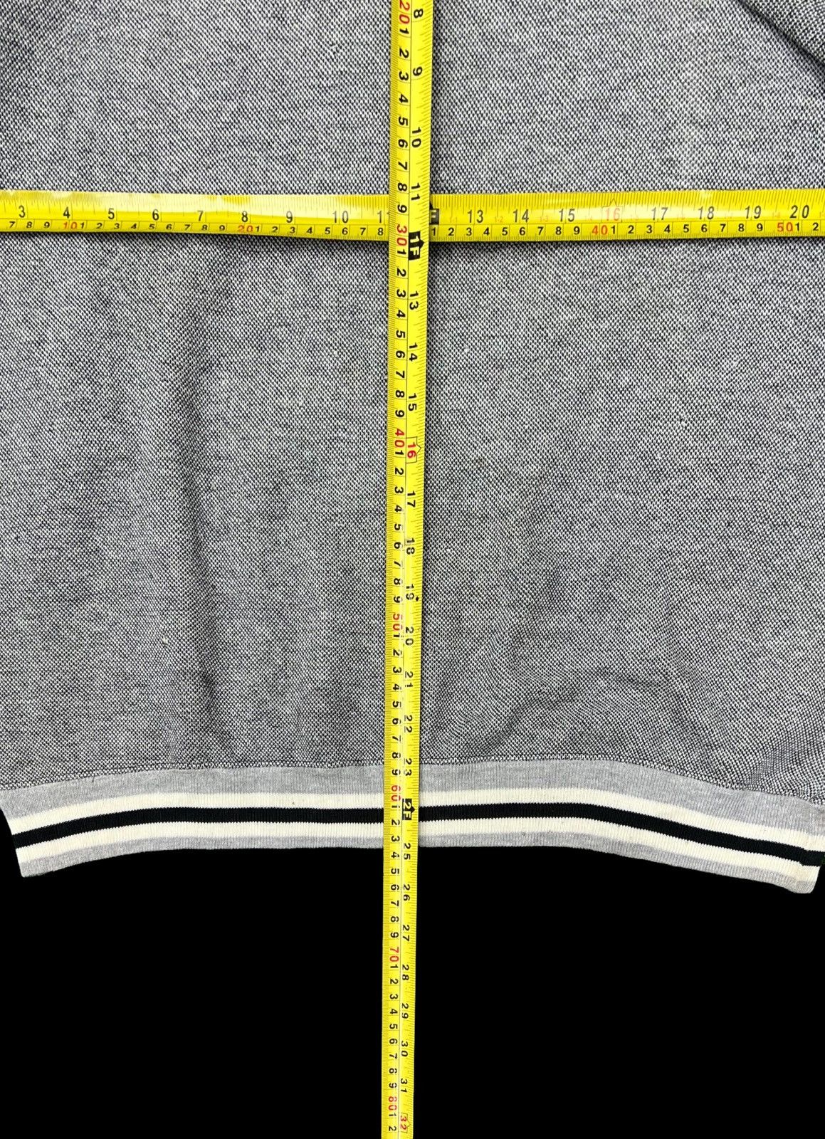 Designer VTG 90s BITCH SKATEBOARD V-NECK EMBROIDERY LOGO SWEATSHIRT Size US M / EU 48-50 / 2 - 17 Thumbnail