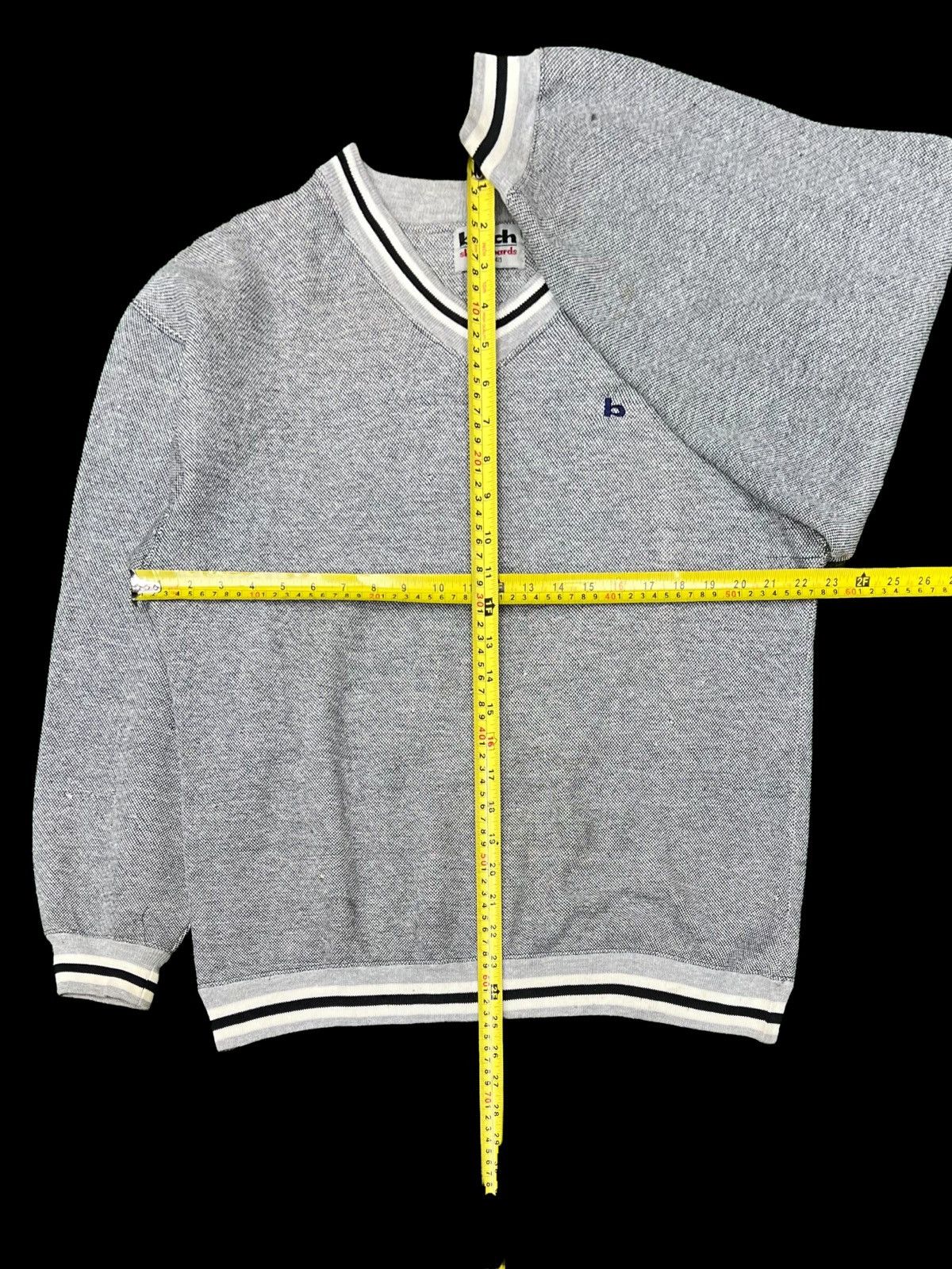 Designer VTG 90s BITCH SKATEBOARD V-NECK EMBROIDERY LOGO SWEATSHIRT Size US M / EU 48-50 / 2 - 14 Thumbnail