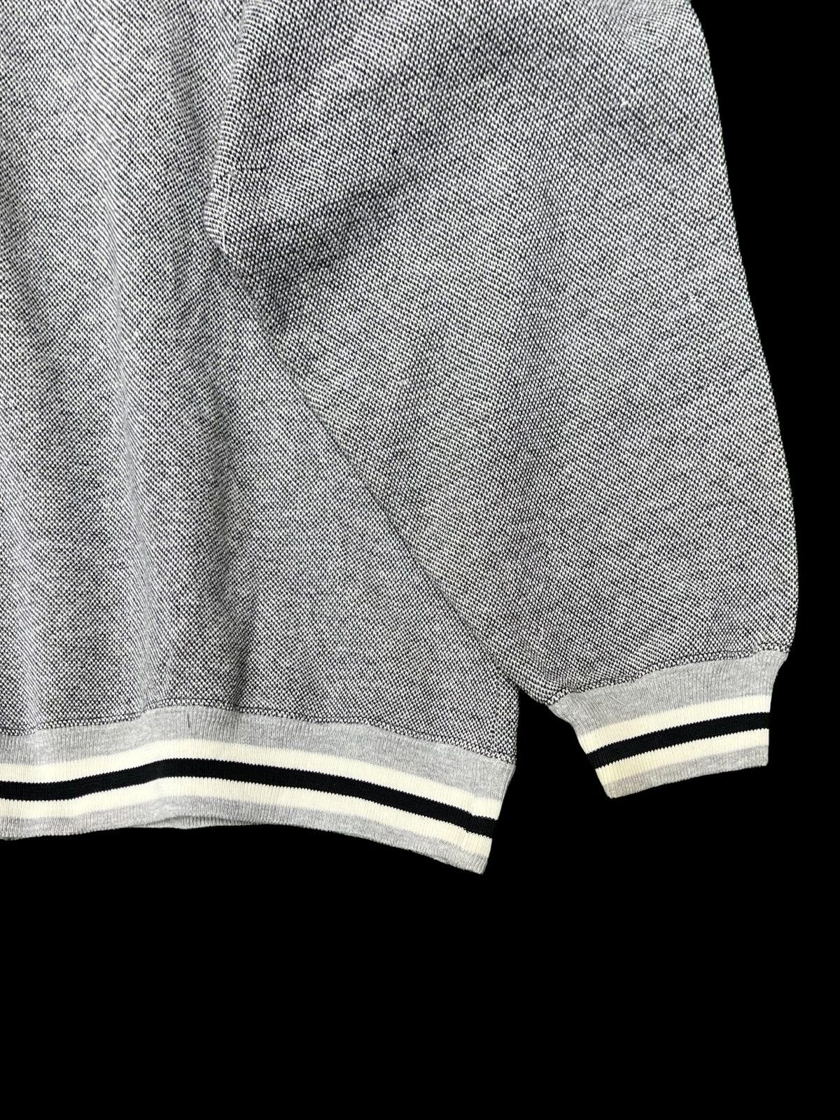 Designer VTG 90s BITCH SKATEBOARD V-NECK EMBROIDERY LOGO SWEATSHIRT Size US M / EU 48-50 / 2 - 10 Thumbnail