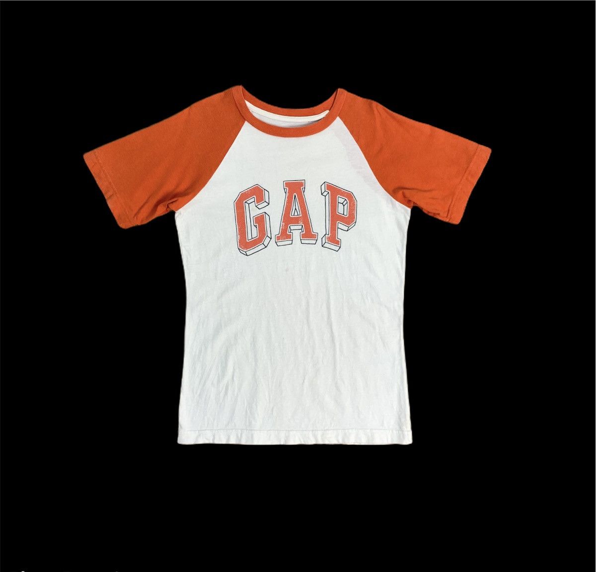 Gap × Japanese Brand GAP 3D Isometric Graphic Big Logo Raglan Summer Surf Tshirt Size US S / EU 44-46 / 1 - 1 Thumbnail