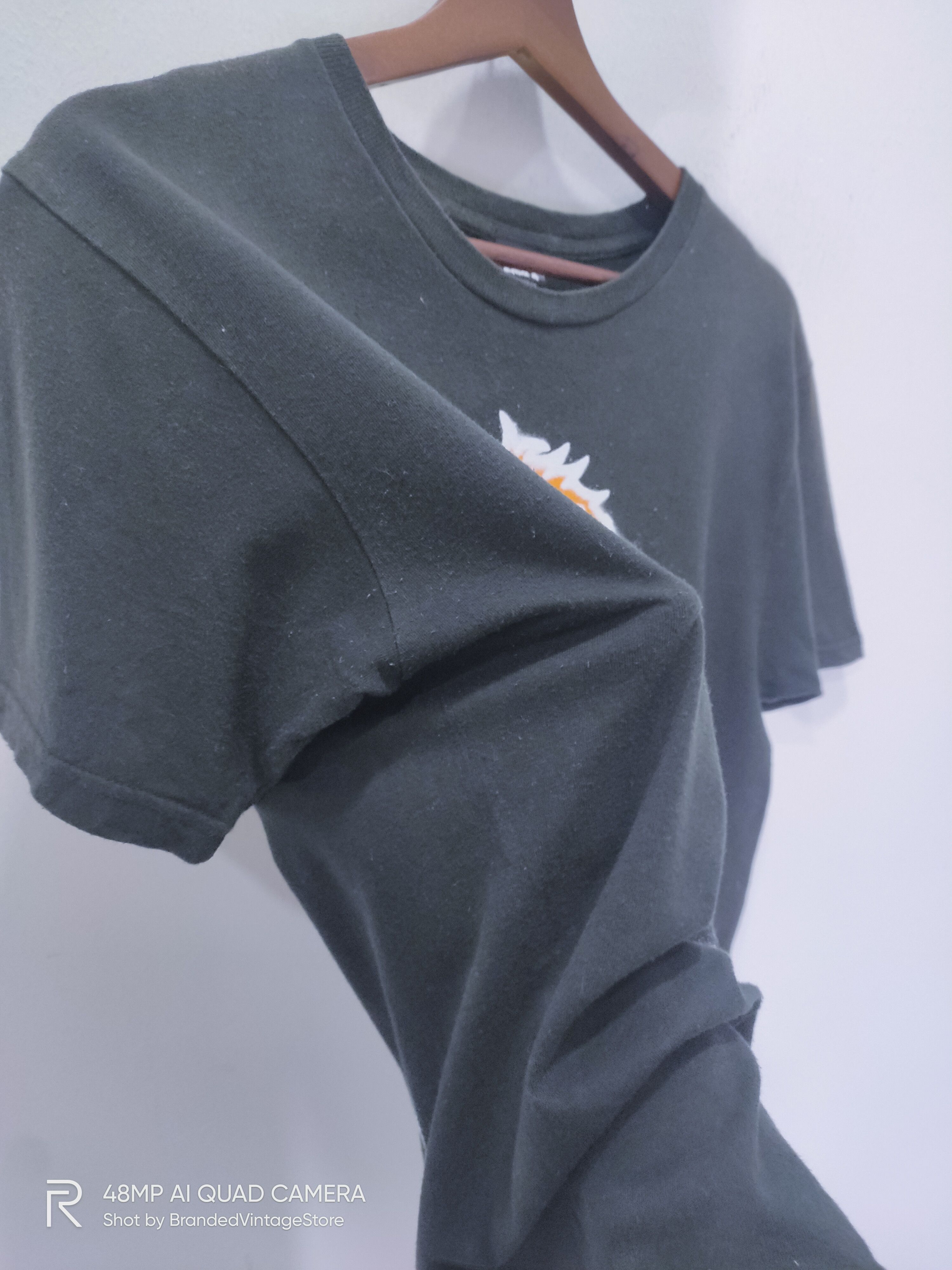 Icy Rabbit LISA DALUC STANDARD Lounchef Rabbit Art BigLogo Graphic Tee Size US M / EU 48-50 / 2 - 3 Thumbnail