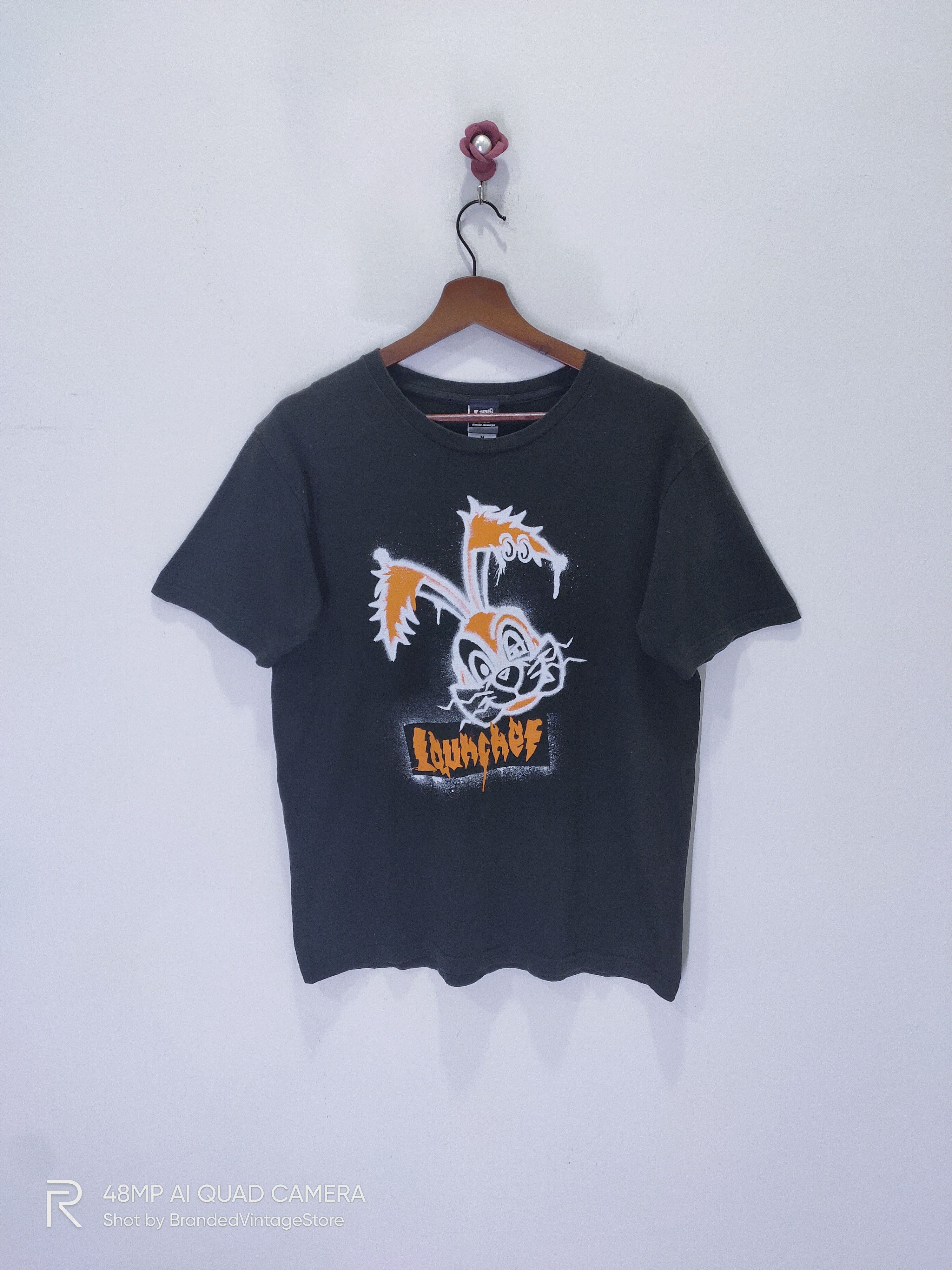 Icy Rabbit LISA DALUC STANDARD Lounchef Rabbit Art BigLogo Graphic Tee Size US M / EU 48-50 / 2 - 1 Thumbnail