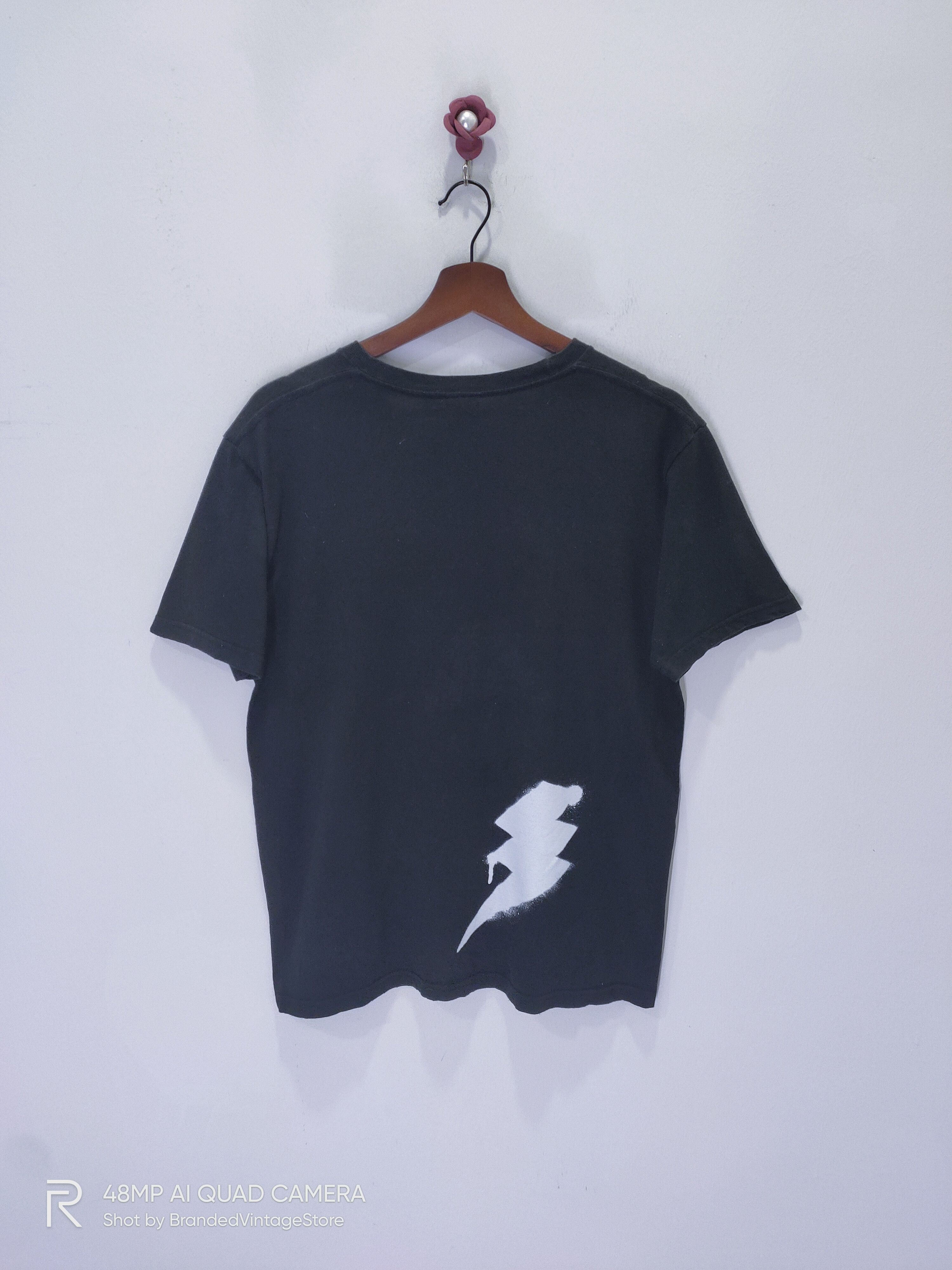 Icy Rabbit LISA DALUC STANDARD Lounchef Rabbit Art BigLogo Graphic Tee Size US M / EU 48-50 / 2 - 2 Thumbnail