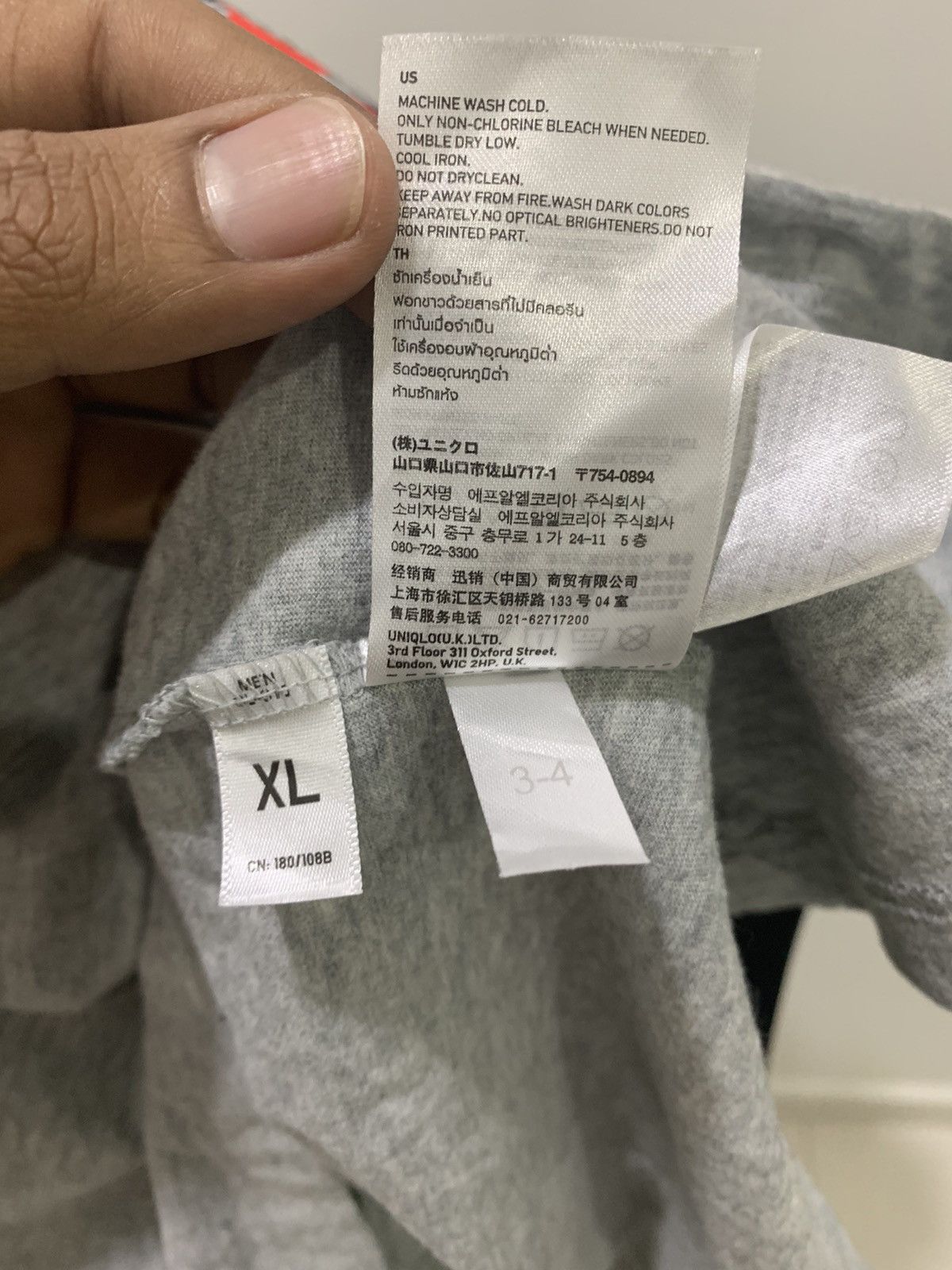 Uniqlo UNIQLO Minox Germany License to Shoot Photographer Tshirt Size US XL / EU 56 / 4 - 13 Thumbnail