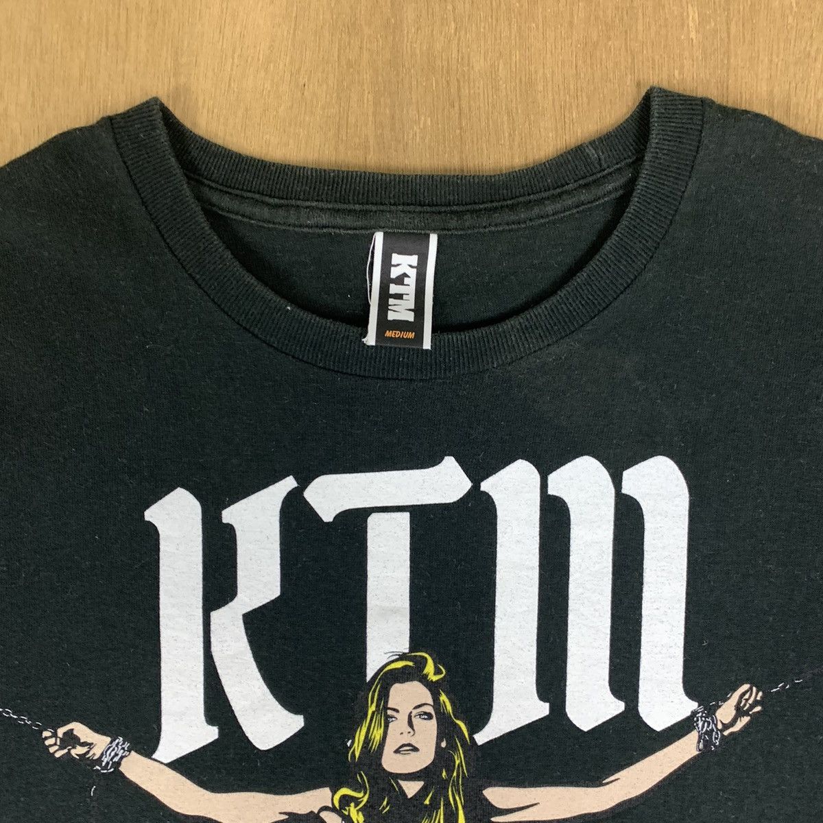 Band Tees KTM ADVENCHEERS SHIMONETINA Sexy Lady Tour 2015 Band Tshirt Size US S / EU 44-46 / 1 - 8 Thumbnail