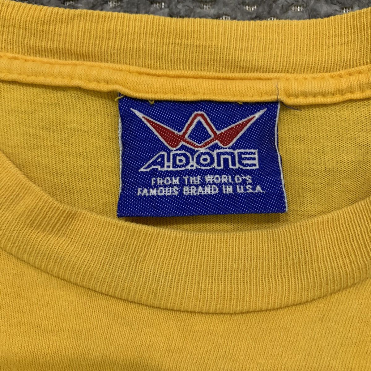 Vintage AD ONE Vintage 90s Made in USA Streetwear Surf Style TShirt Size US M / EU 48-50 / 2 - 4 Thumbnail
