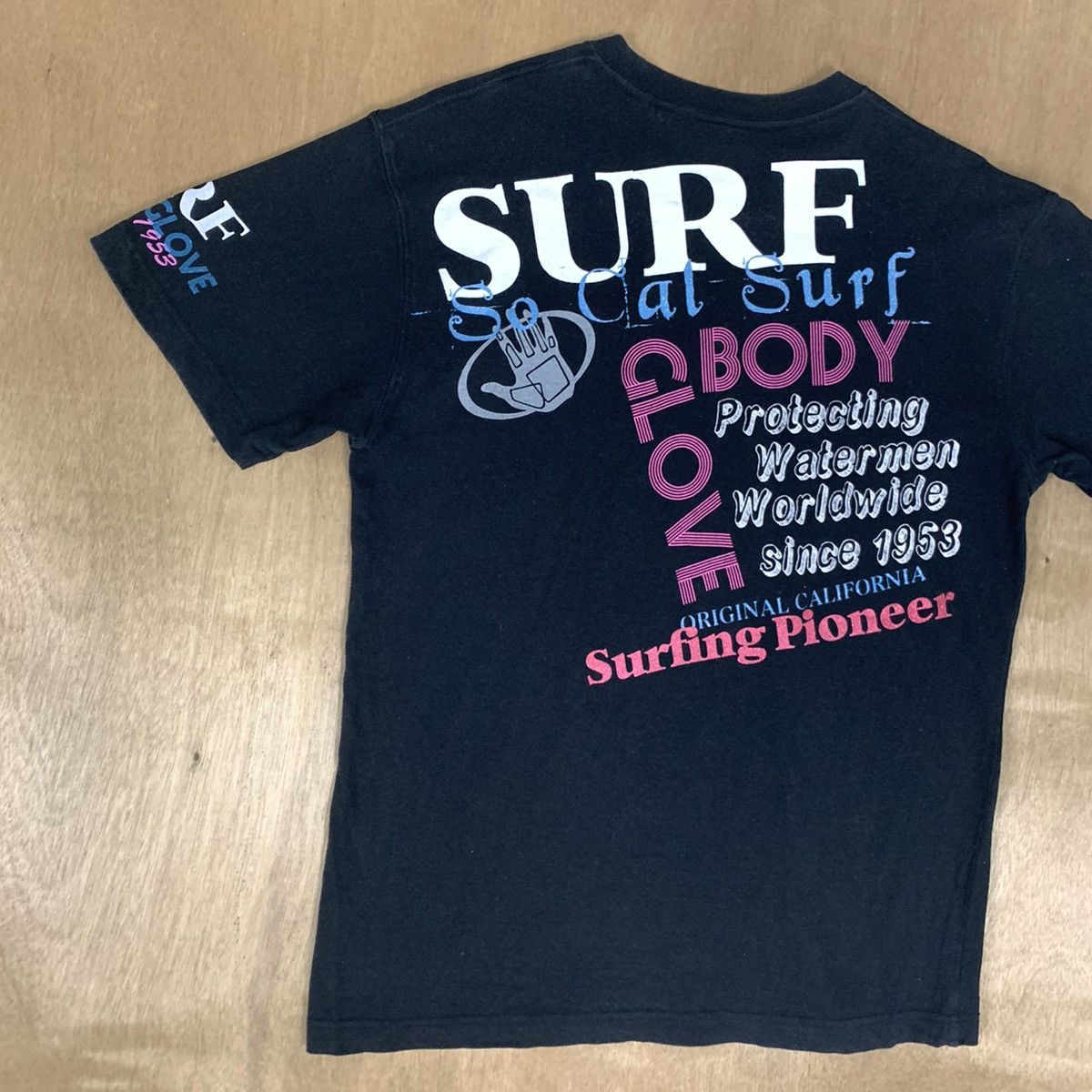 Body Glove BODY GLOVE 1953 Surfing Pioneer Spellout BigLogo Summer Tee Size US S / EU 44-46 / 1 - 11 Thumbnail