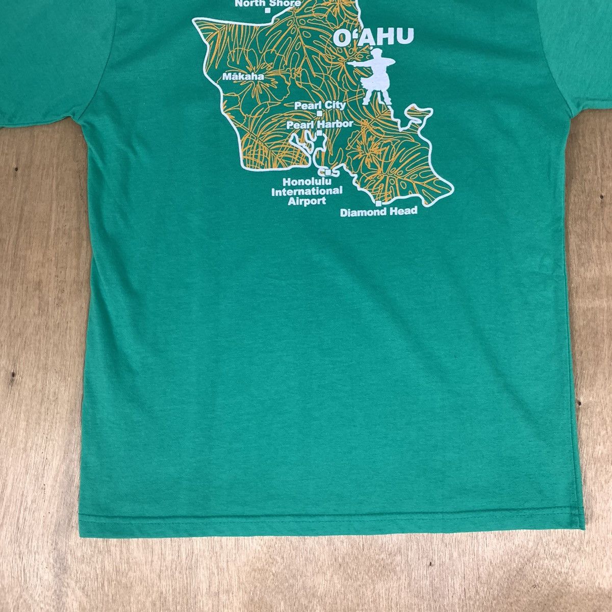 Vintage BEAUMERE Vintag North Shore Hawaii Beach Surf Summer Tshirt Size US S / EU 44-46 / 1 - 9 Thumbnail