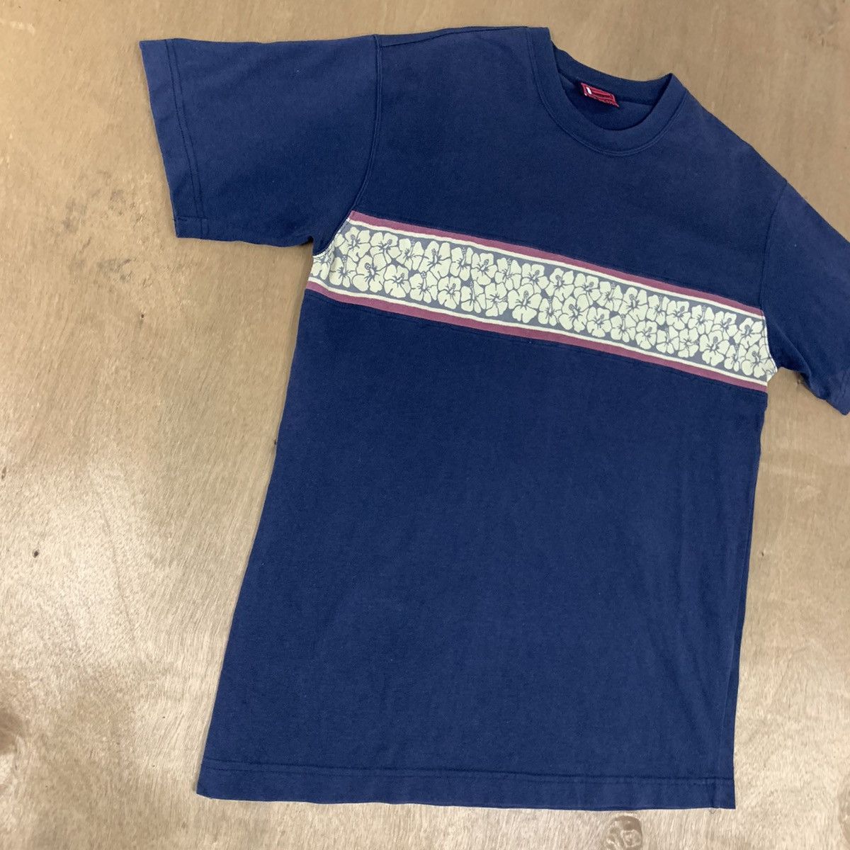 Other Vintage 90s Floral Graphic Patchwork Double Side Summer Tee Size US L / EU 52-54 / 3 - 5 Thumbnail