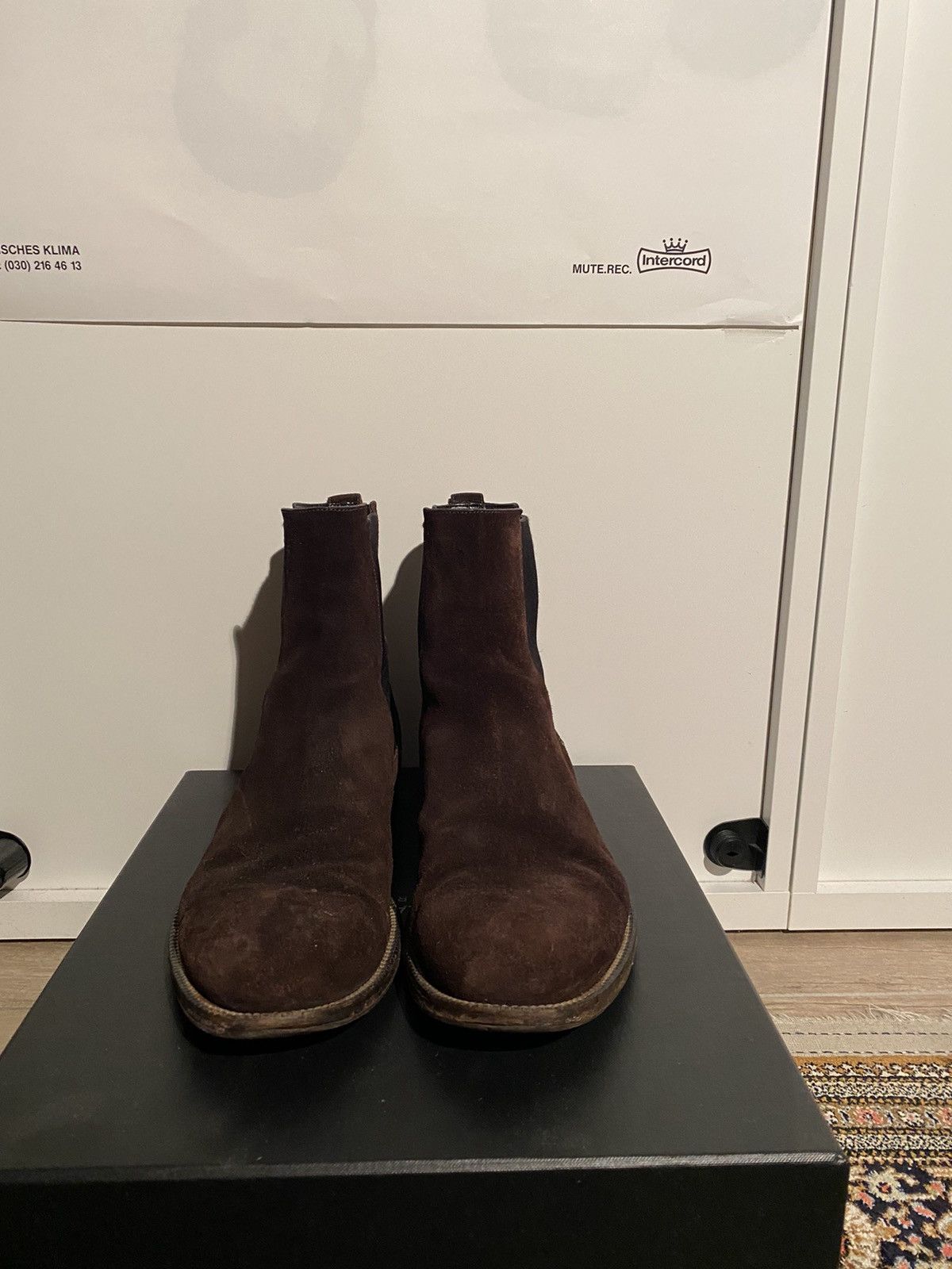 Gucci Brown Tan Chelsea Suede Boots Size US 9.5 / EU 42-43 - 2 Thumbnail
