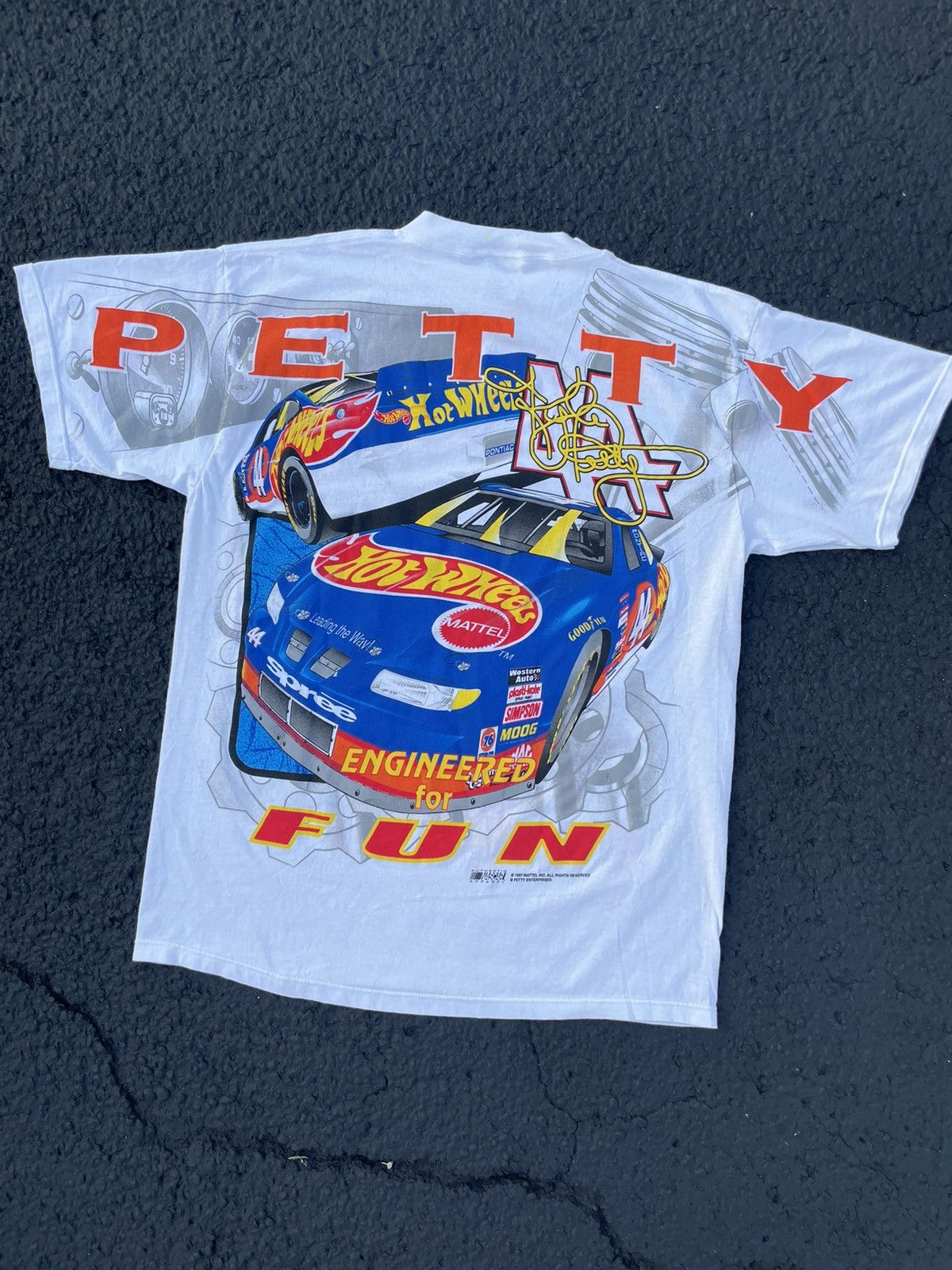 NASCAR × Vintage Vintage nascar hot wheels all over print Tee Size US XL / EU 56 / 4 - 4 Thumbnail