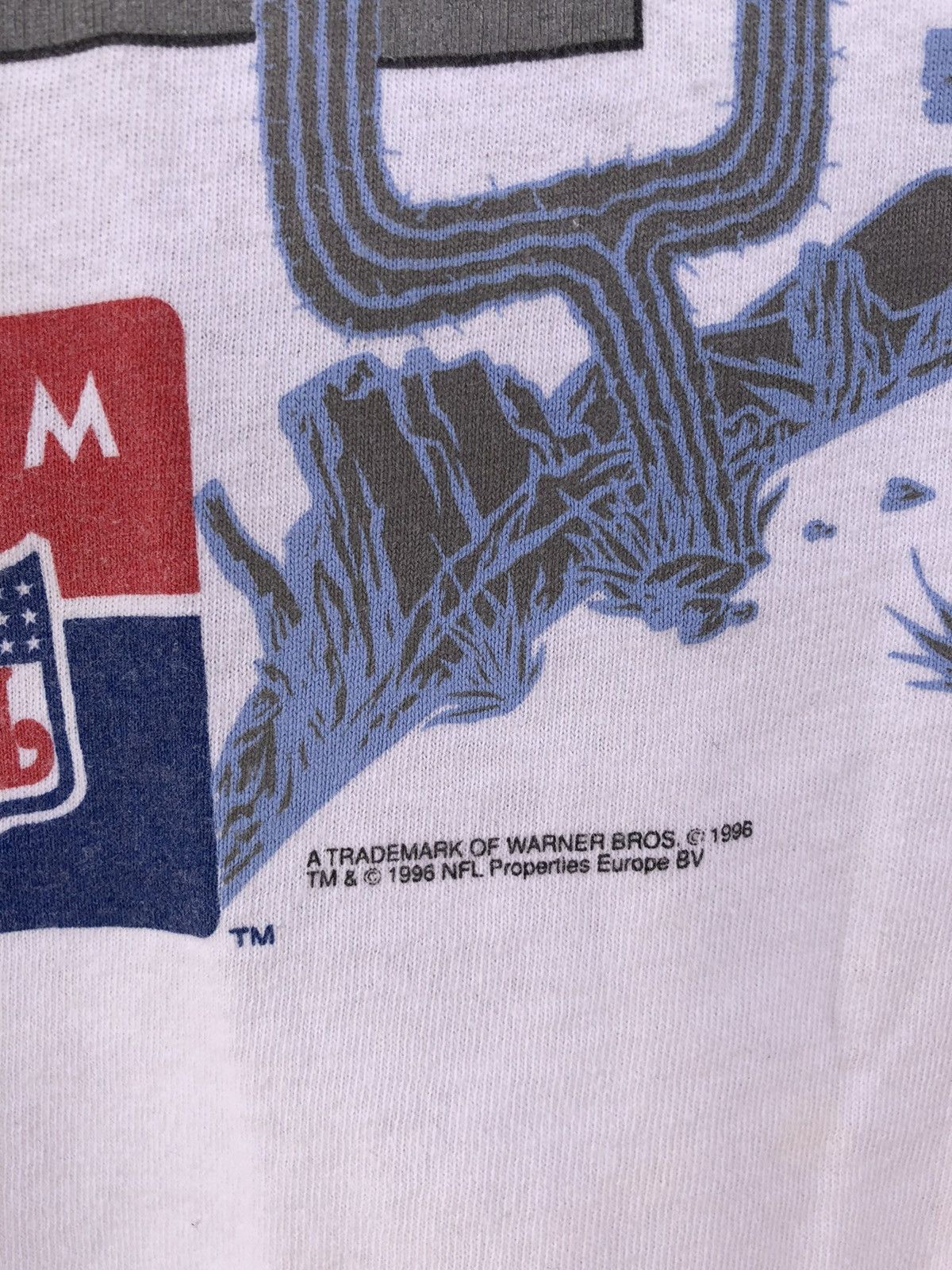 NFL Vintage 1996 Los Angeles Raiders Taz Tazmanian Devil NFL Tee Size US M / EU 48-50 / 2 - 6 Thumbnail