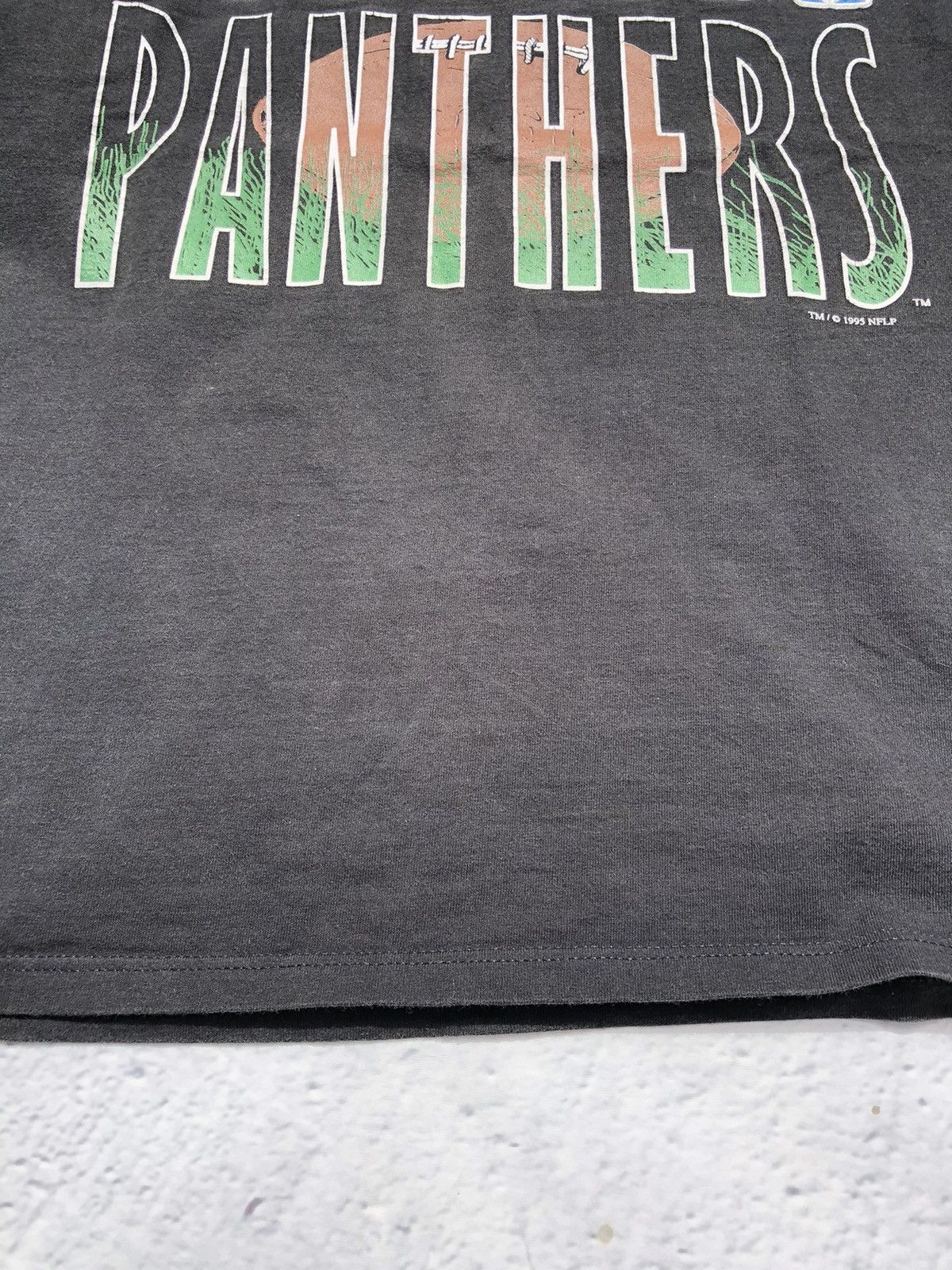 NFL Vintage 1995 Carolina Panthers National Football League Tee Size US M / EU 48-50 / 2 - 5 Thumbnail