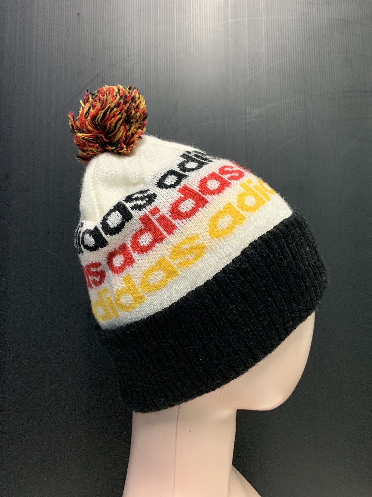 Adidas × Japanese Brand Vintage 90s Adidas Descente Beanie Cap Size ONE SIZE - 1 Thumbnail