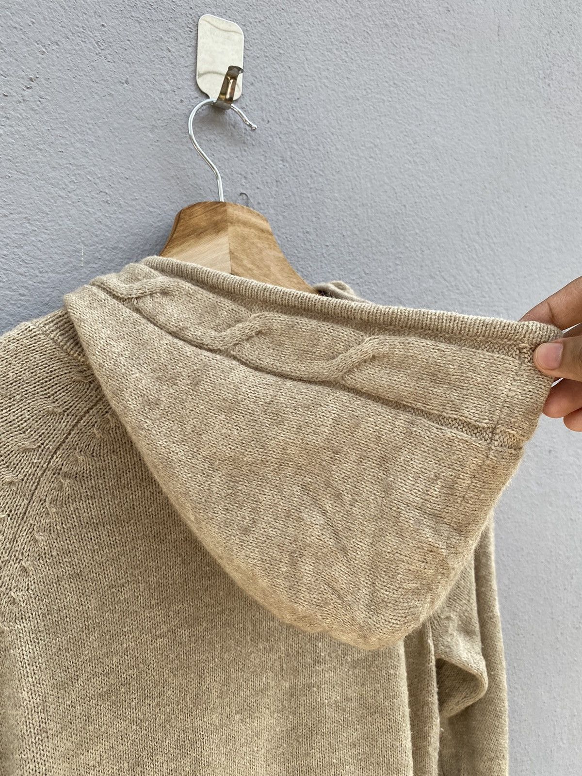 Beauty Beast 💥Vintage Japanese Brand “UNIQLO” Knitwear Hoodie Size US M / EU 48-50 / 2 - 7 Thumbnail