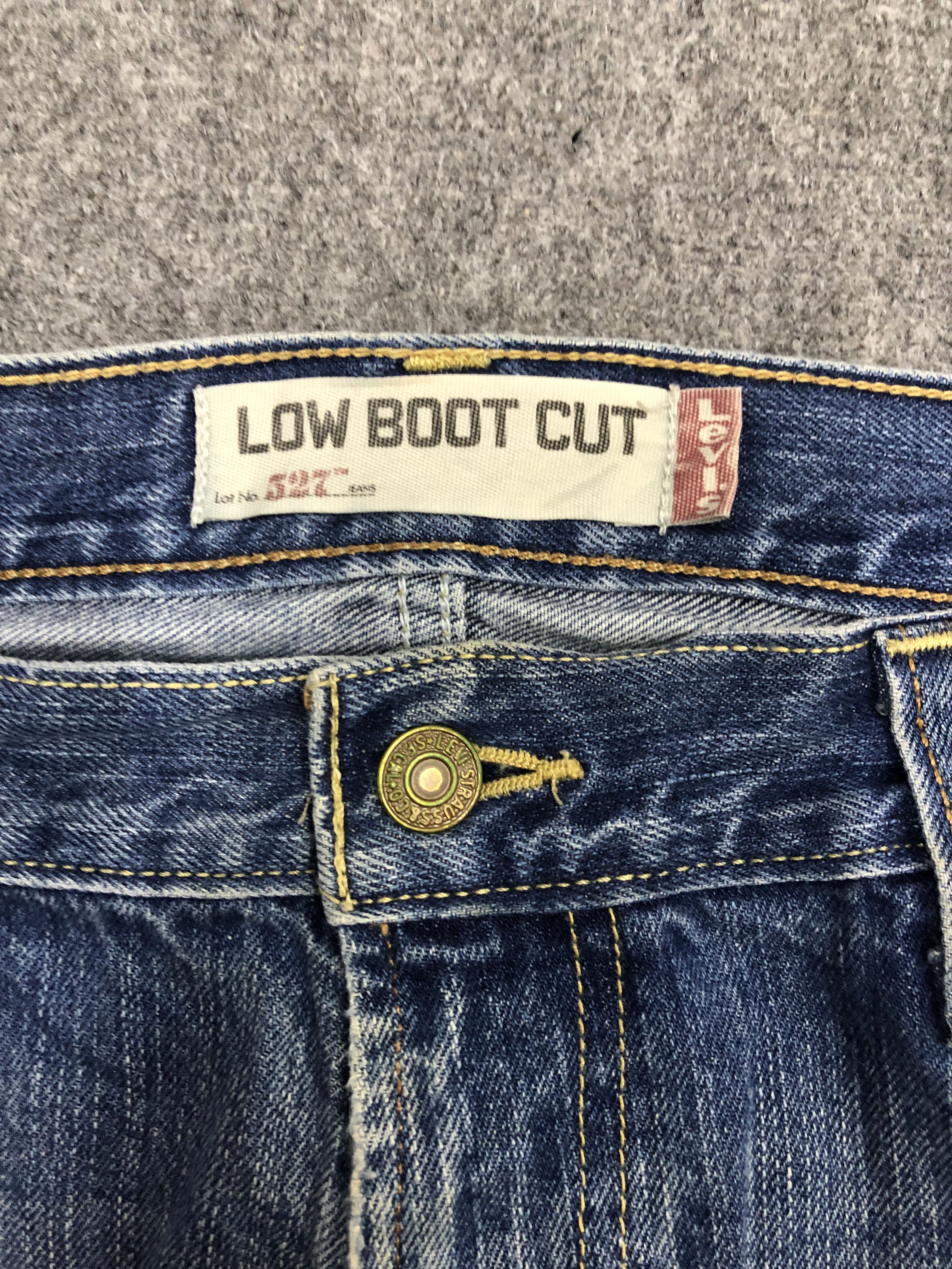 Levi's Vintage Levis 527 Flared Bootcut Denim DP1100 Size US 37 - 7 Thumbnail