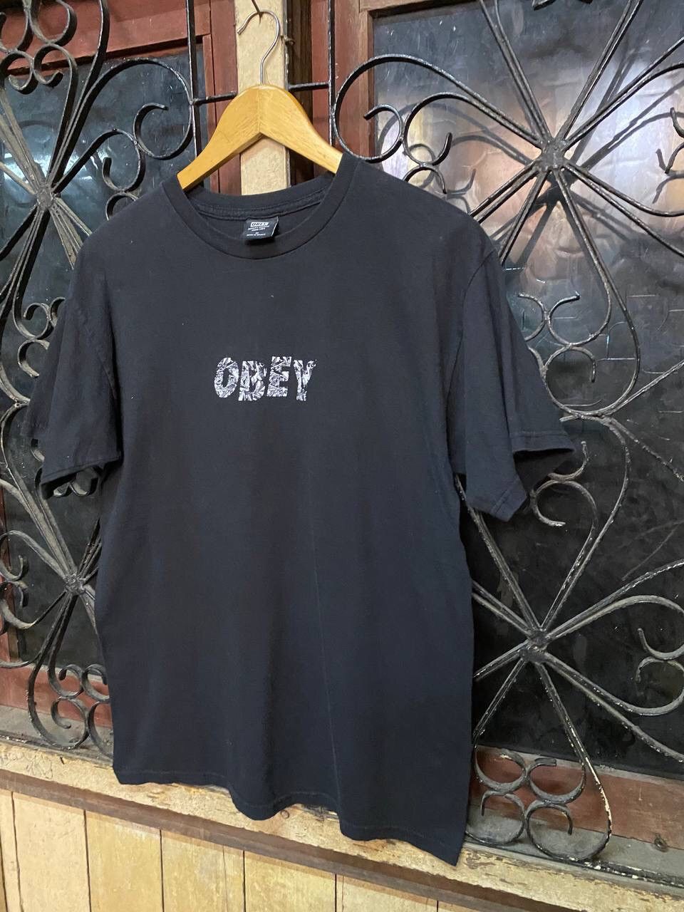 Obey 🔥VINTAGE OBEY TEE Size US M / EU 48-50 / 2 - 4 Thumbnail