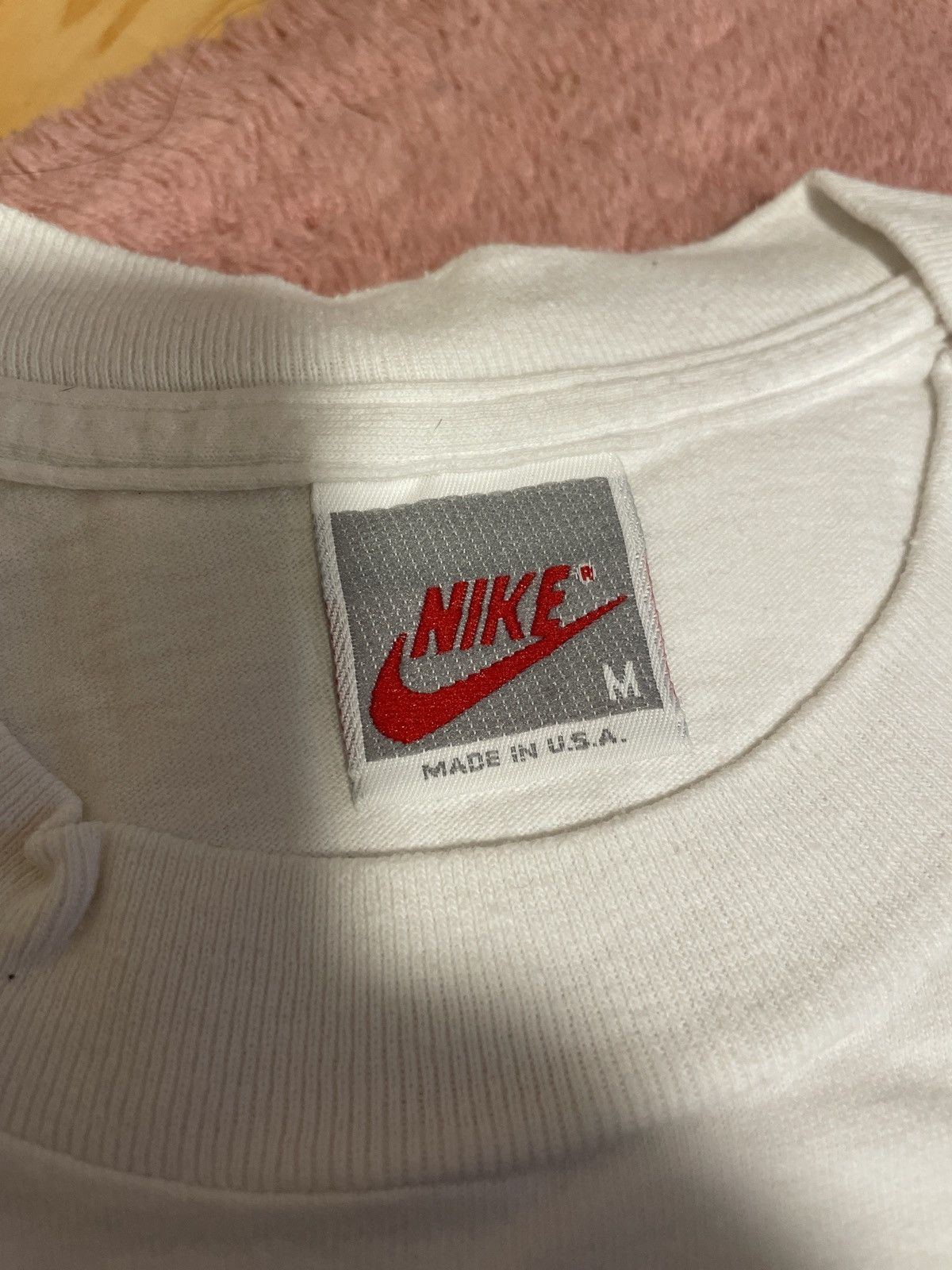 Nike × Vintage Vintage Rare 90s Nike Swoosh Man tee Size US L / EU 52-54 / 3 - 4 Thumbnail