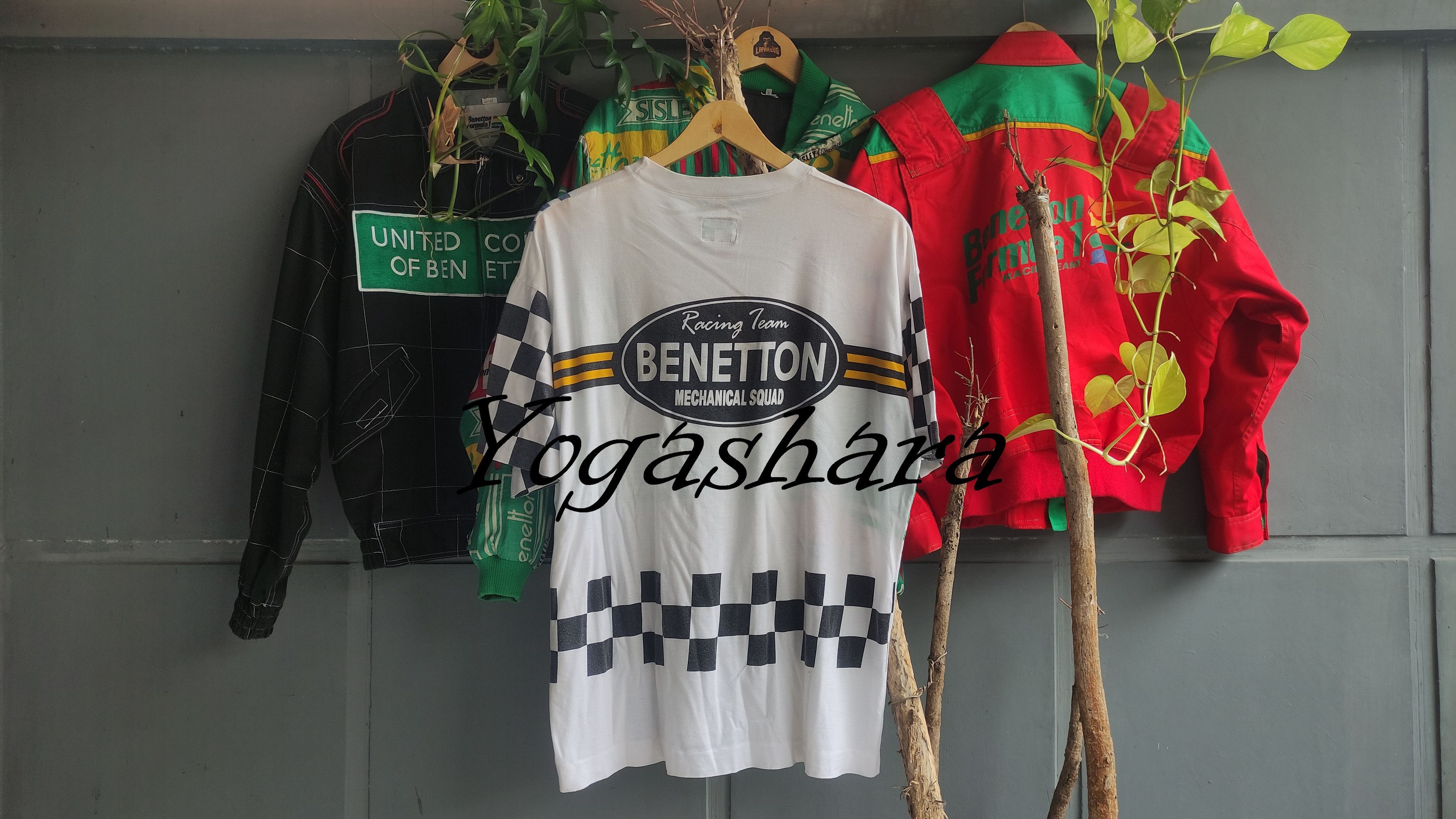 Vintage Rare - Benetton Formula 1 x Dupont - Bunny Benetton
