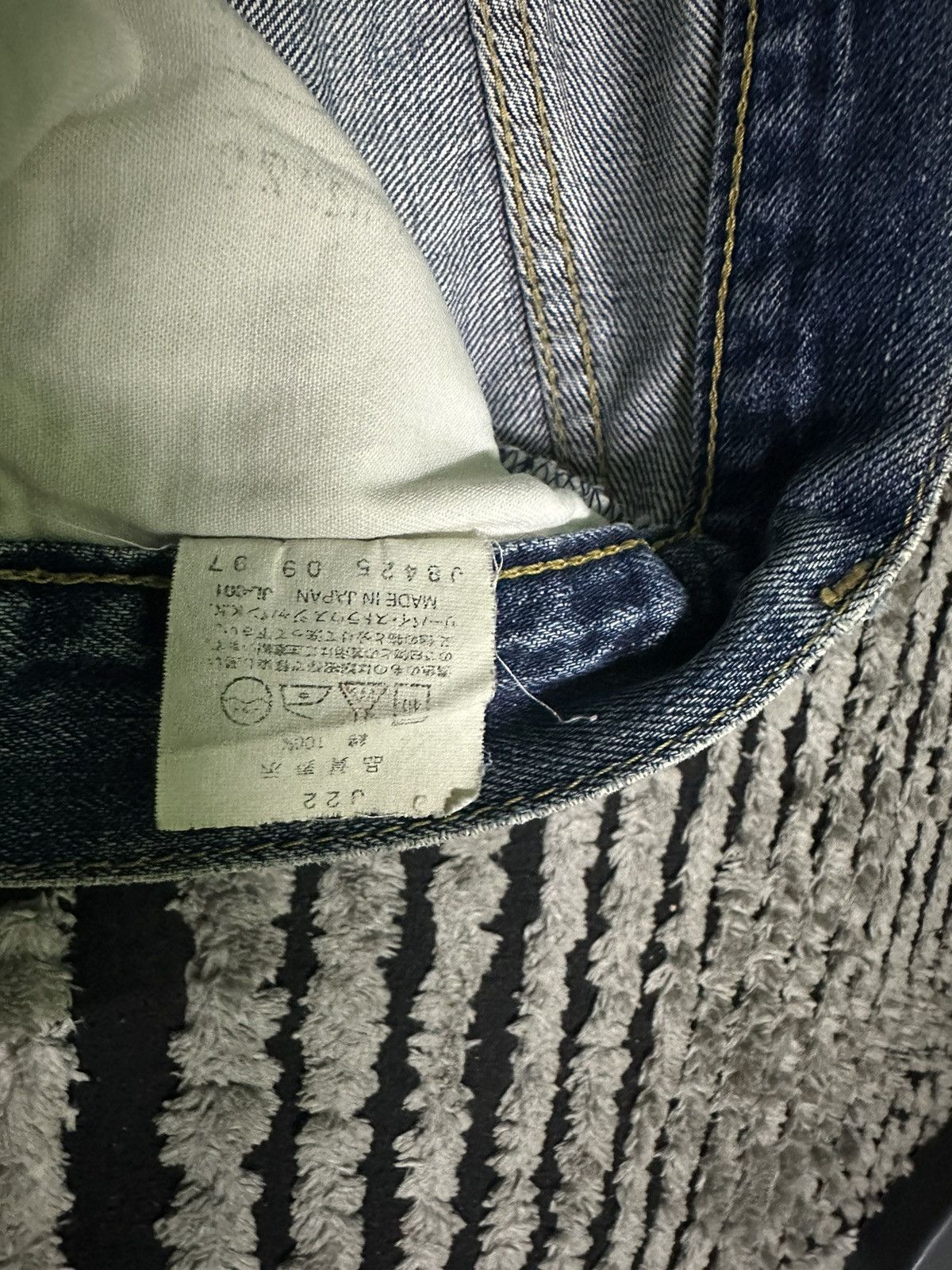 Levi's 28x30 Vintage Levi’s bigE 503B button j22 selvedge jeans Size US 28 / EU 44 - 11 Thumbnail