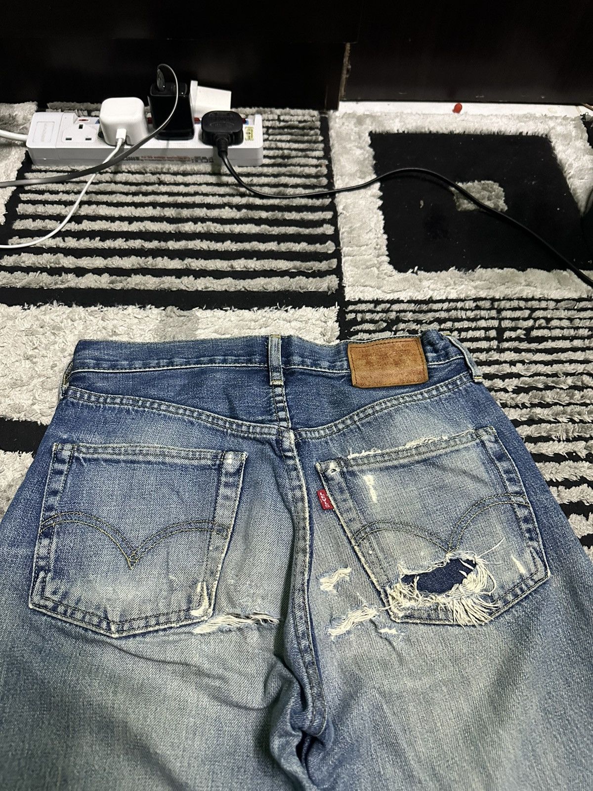 Levi's 28x30 Vintage Levi’s bigE 503B button j22 selvedge jeans Size US 28 / EU 44 - 6 Thumbnail