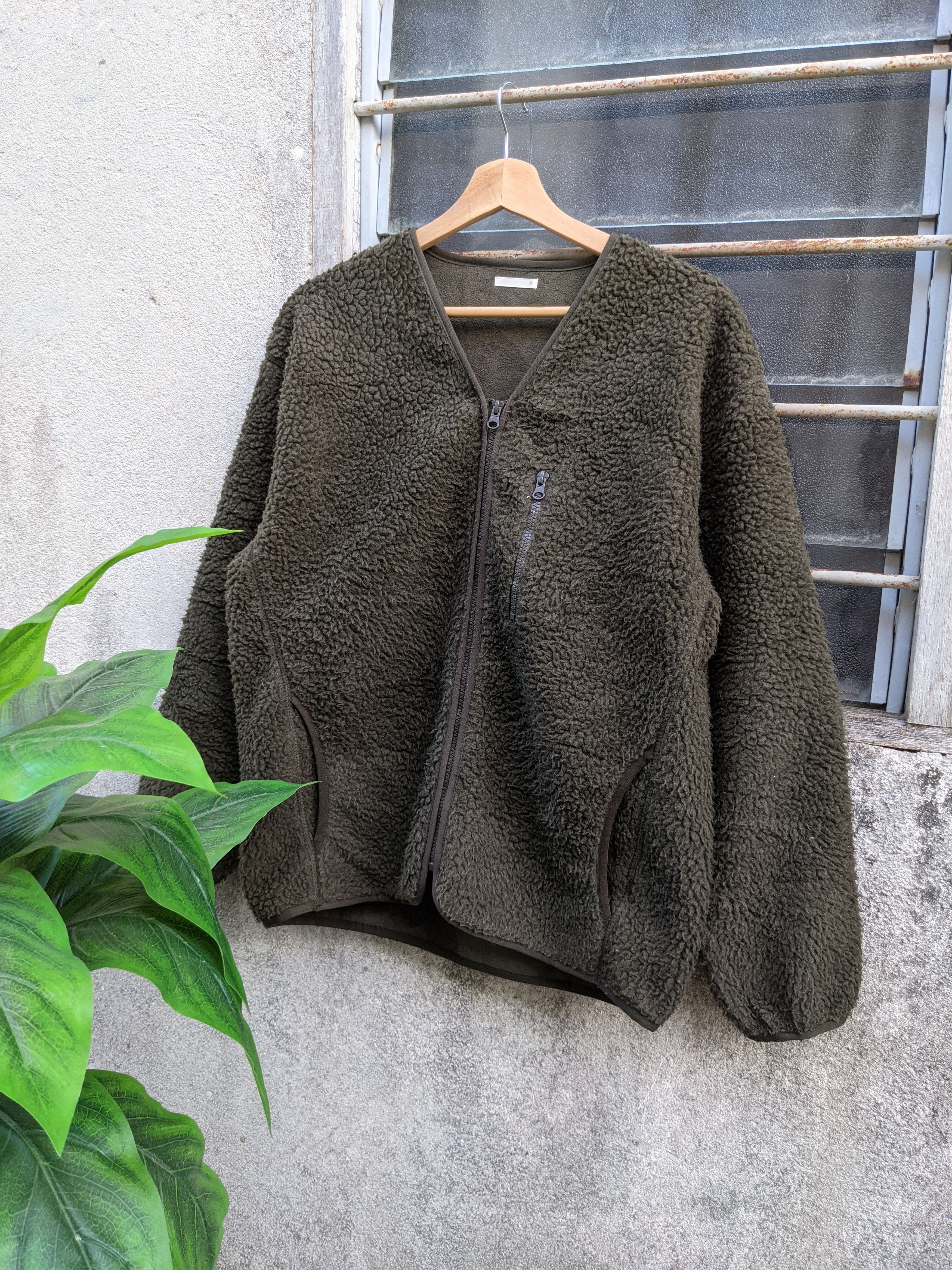 image of Gu Olive Green Shaggy Sherpa Fleece, Men's (Size Medium)