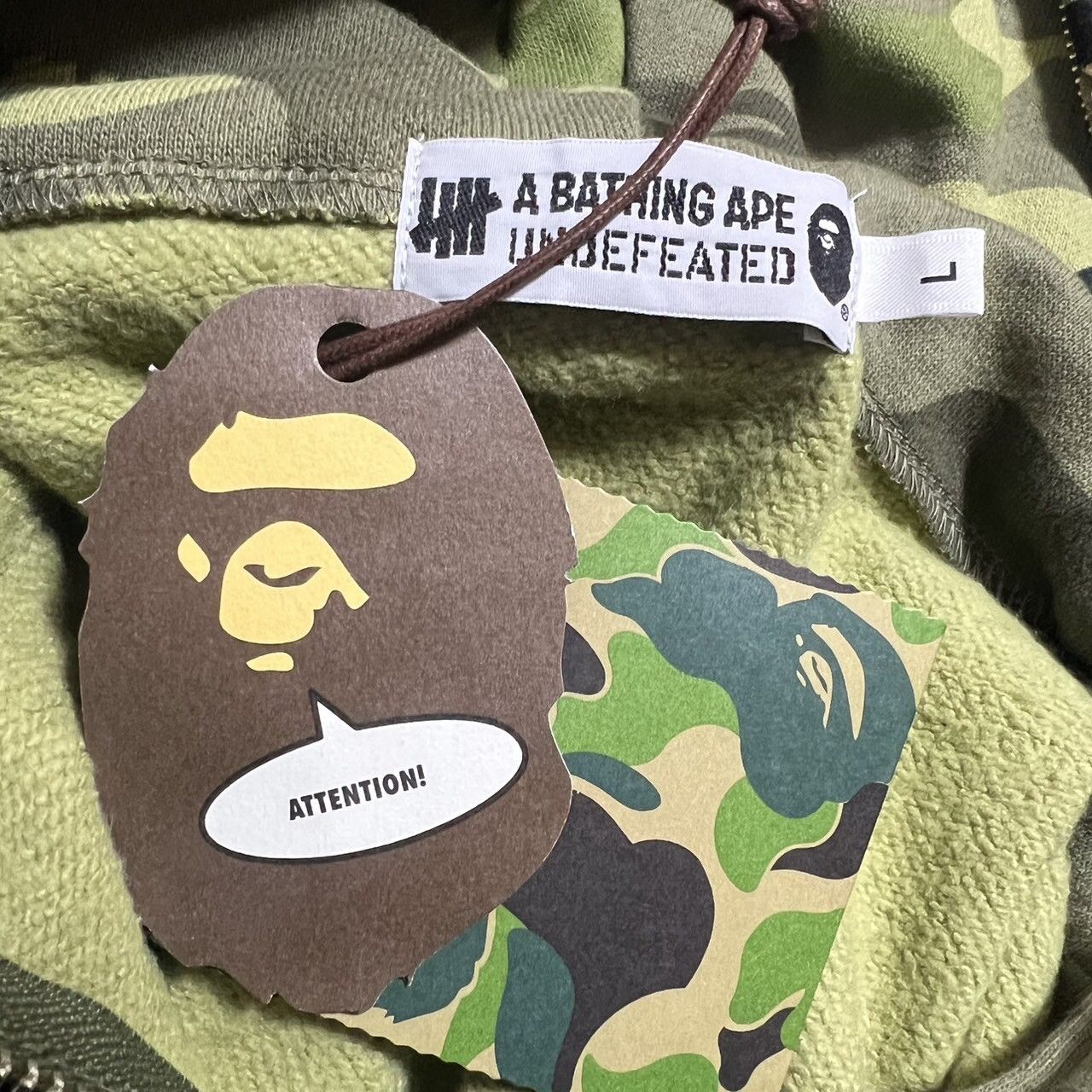 Bape BAPE undefeated shark full zip hoodie Size US L / EU 52-54 / 3 - 4 Thumbnail