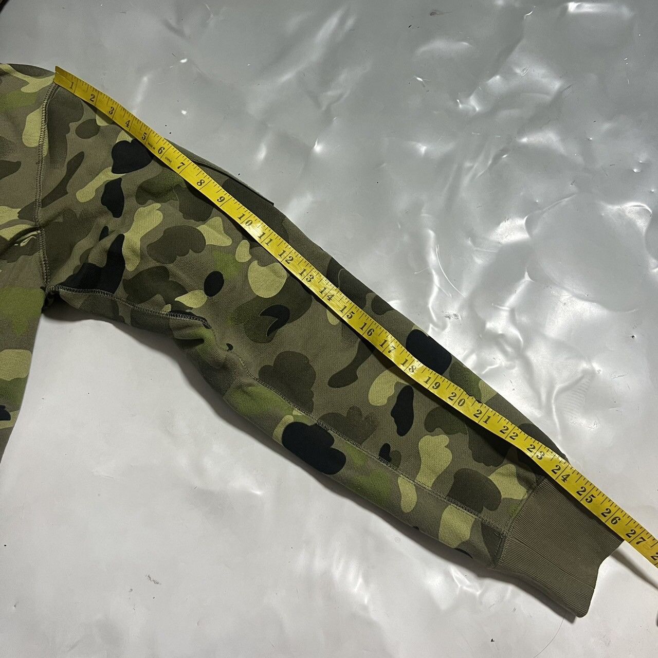 Bape BAPE undefeated shark full zip hoodie Size US L / EU 52-54 / 3 - 9 Thumbnail