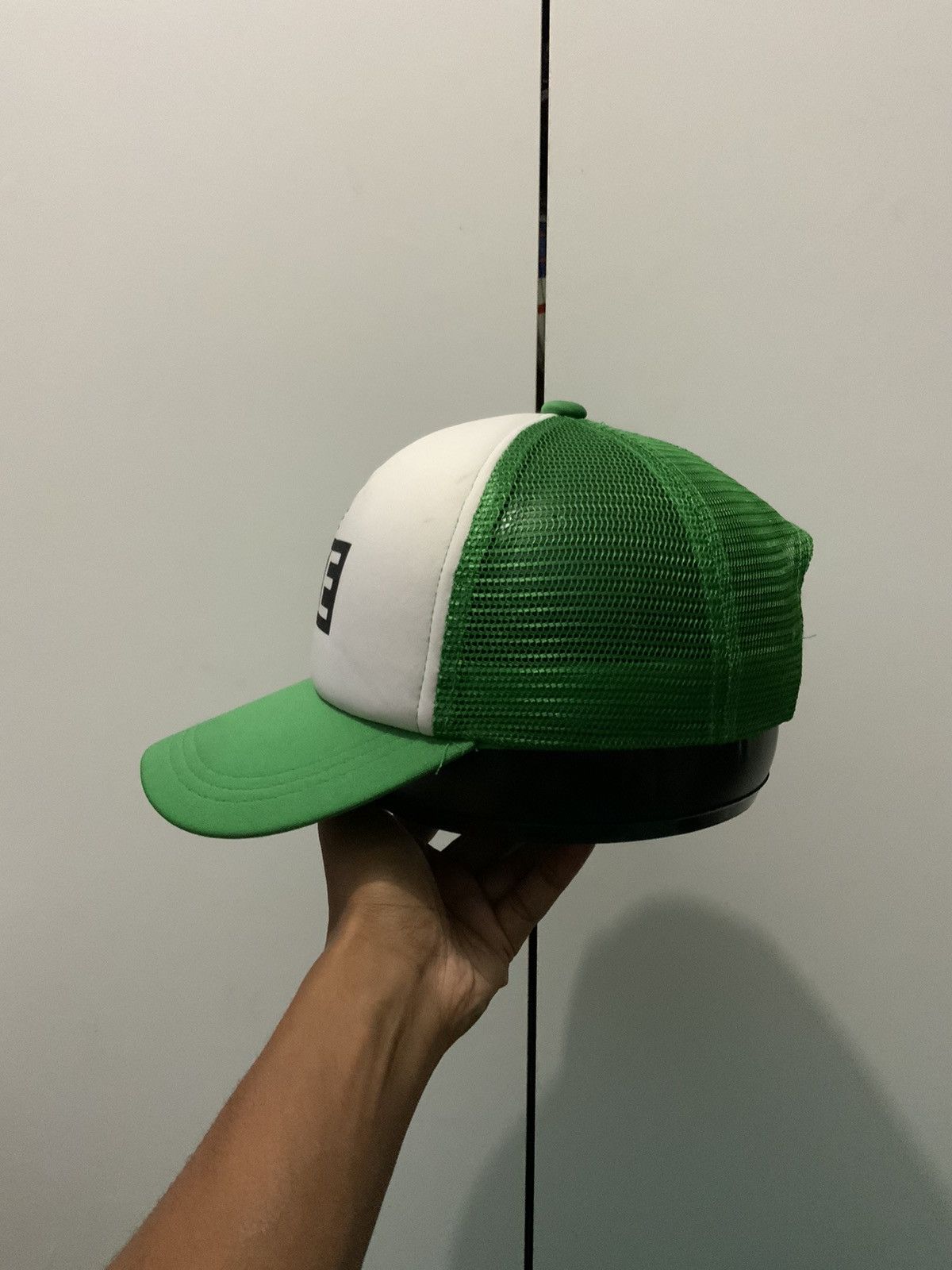 Japanese Brand We Like It ! Green Trucker Hat Size ONE SIZE - 2 Thumbnail