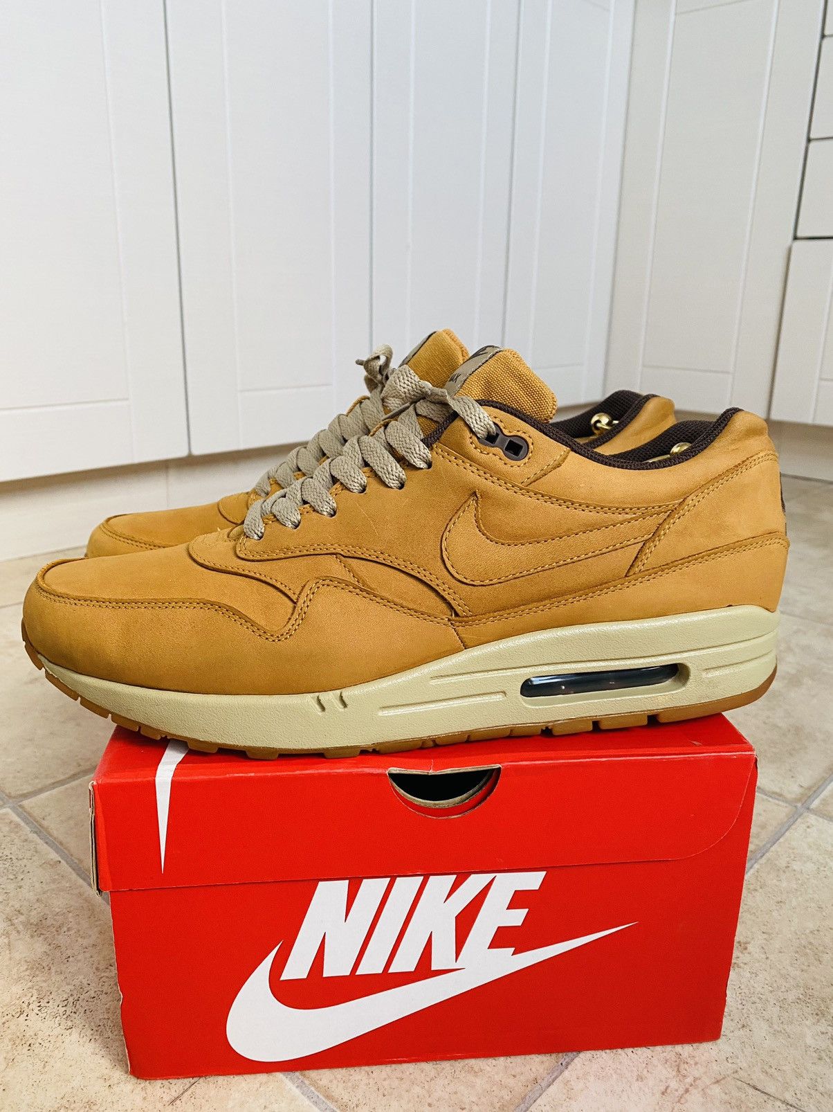 Nike × Patta NikeLab AirMax1 Prm Wheat 2015 Bw Atmos Tn Size US 12 / EU 45 - 2 Thumbnail