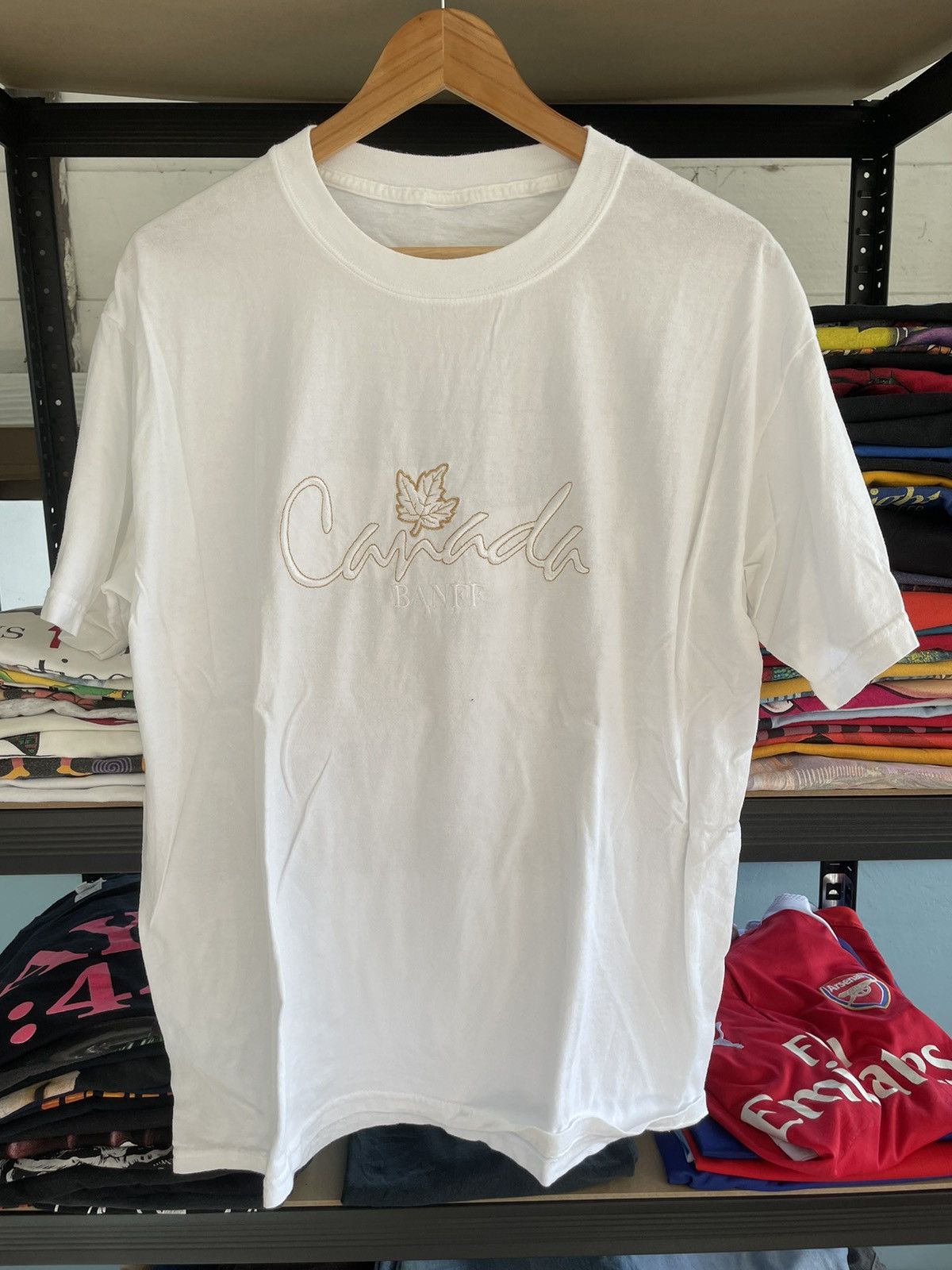 Vintage × White's Boots Vintage Canada BANFF White T-shirt Size US L / EU 52-54 / 3 - 1 Thumbnail