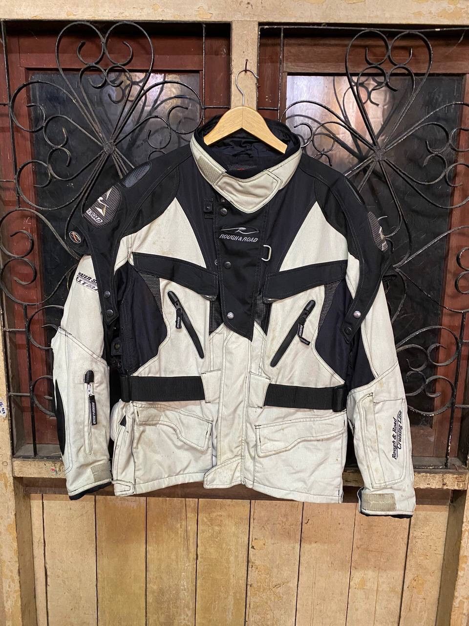 Other Rough and Road Water Shield Motorcycle Jacket Size US L / EU 52-54 / 3 - 1 Thumbnail