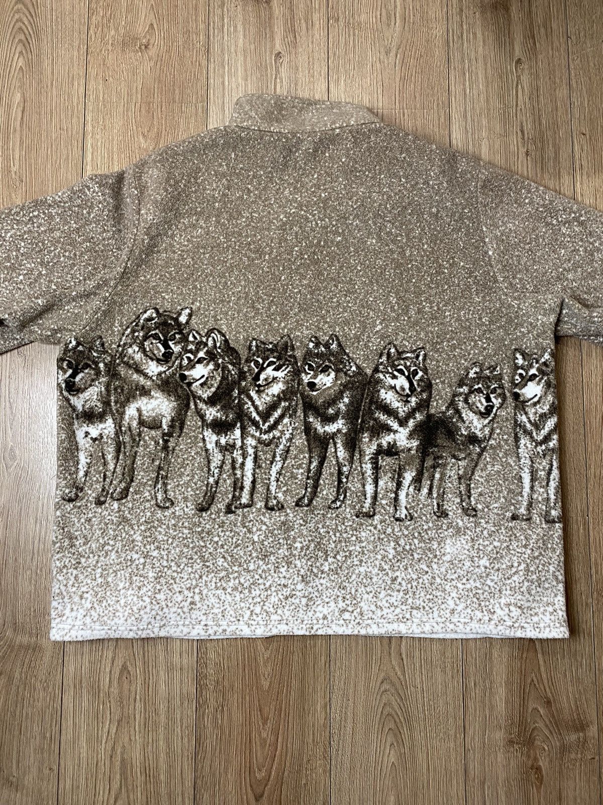 Vintage Vintage Fleece With Wolfs Rare Size US XXL / EU 58 / 5 - 6 Thumbnail