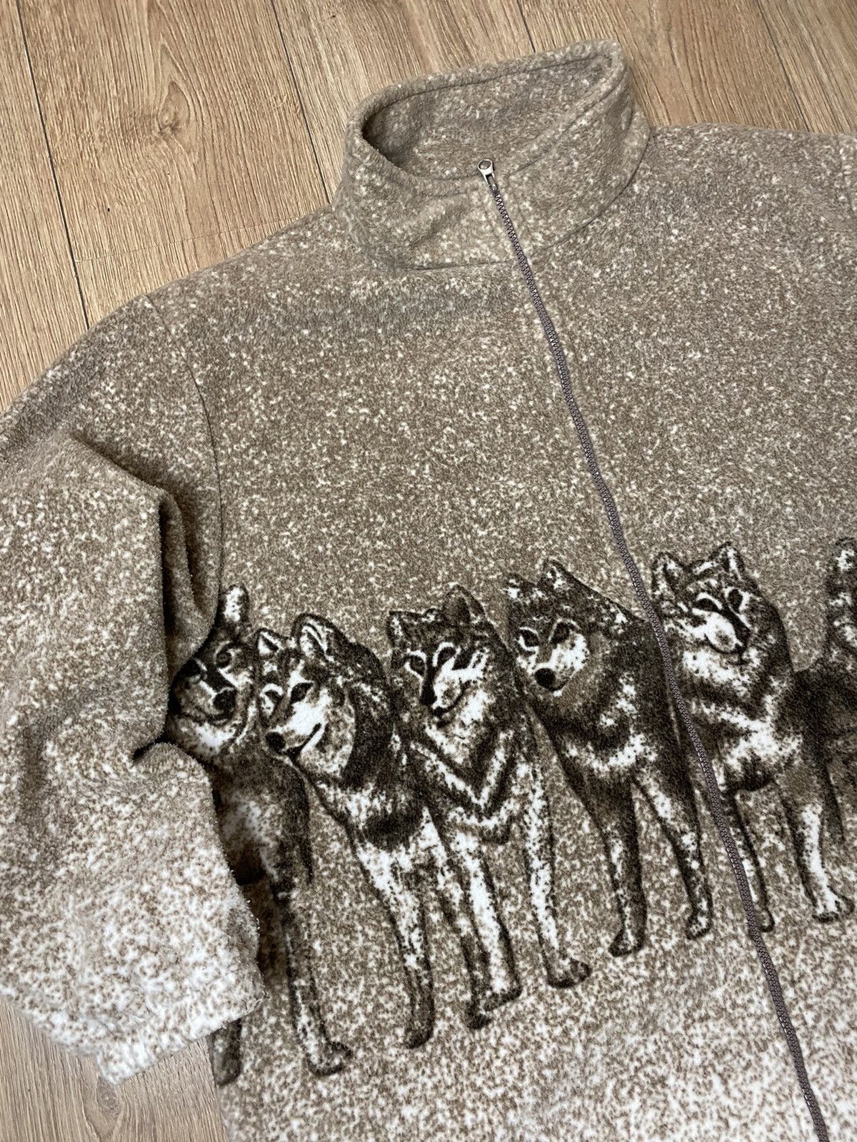 Vintage Vintage Fleece With Wolfs Rare Size US XXL / EU 58 / 5 - 3 Thumbnail