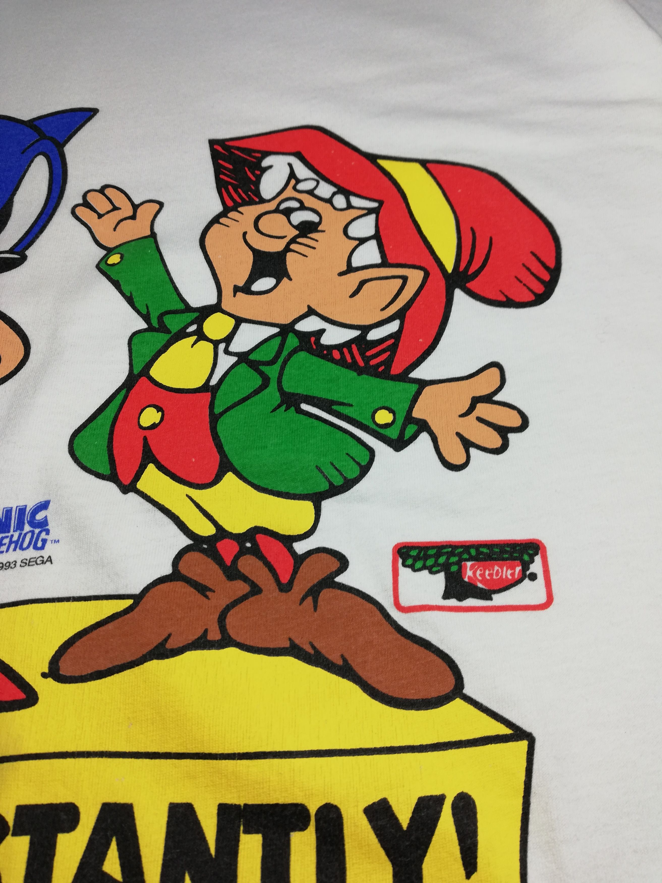 Vintage 🔥Sonic The Hedgehog Is Trademark 1993 Rights Reserved Size US L / EU 52-54 / 3 - 4 Thumbnail