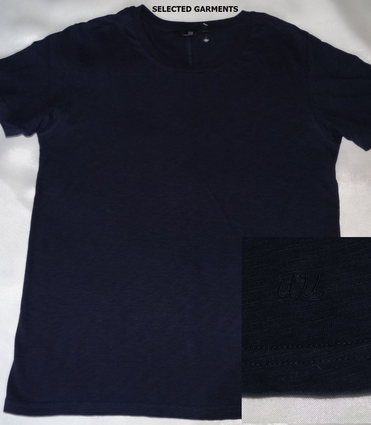 Jun Takahashi × Undercover × Uniqlo W34 Undercover x Uniqlo heather navy Blue tee M Size US M / EU 48-50 / 2 - 4 Thumbnail