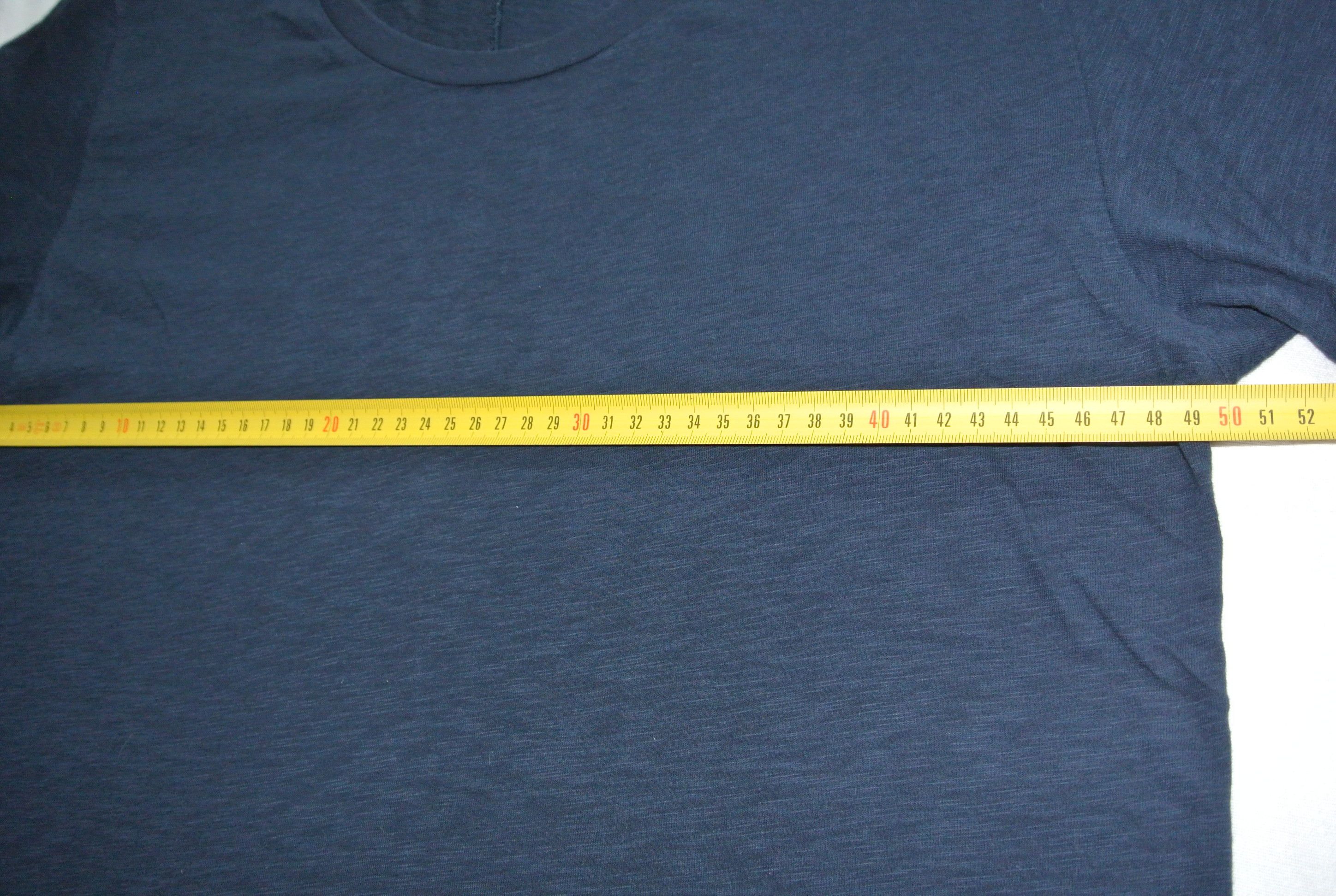 Jun Takahashi × Undercover × Uniqlo W34 Undercover x Uniqlo heather navy Blue tee M Size US M / EU 48-50 / 2 - 8 Thumbnail